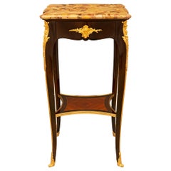Tavolino francese del XIX secolo Luigi XV in legno di Re, Ormolu e Brèche D'alep
