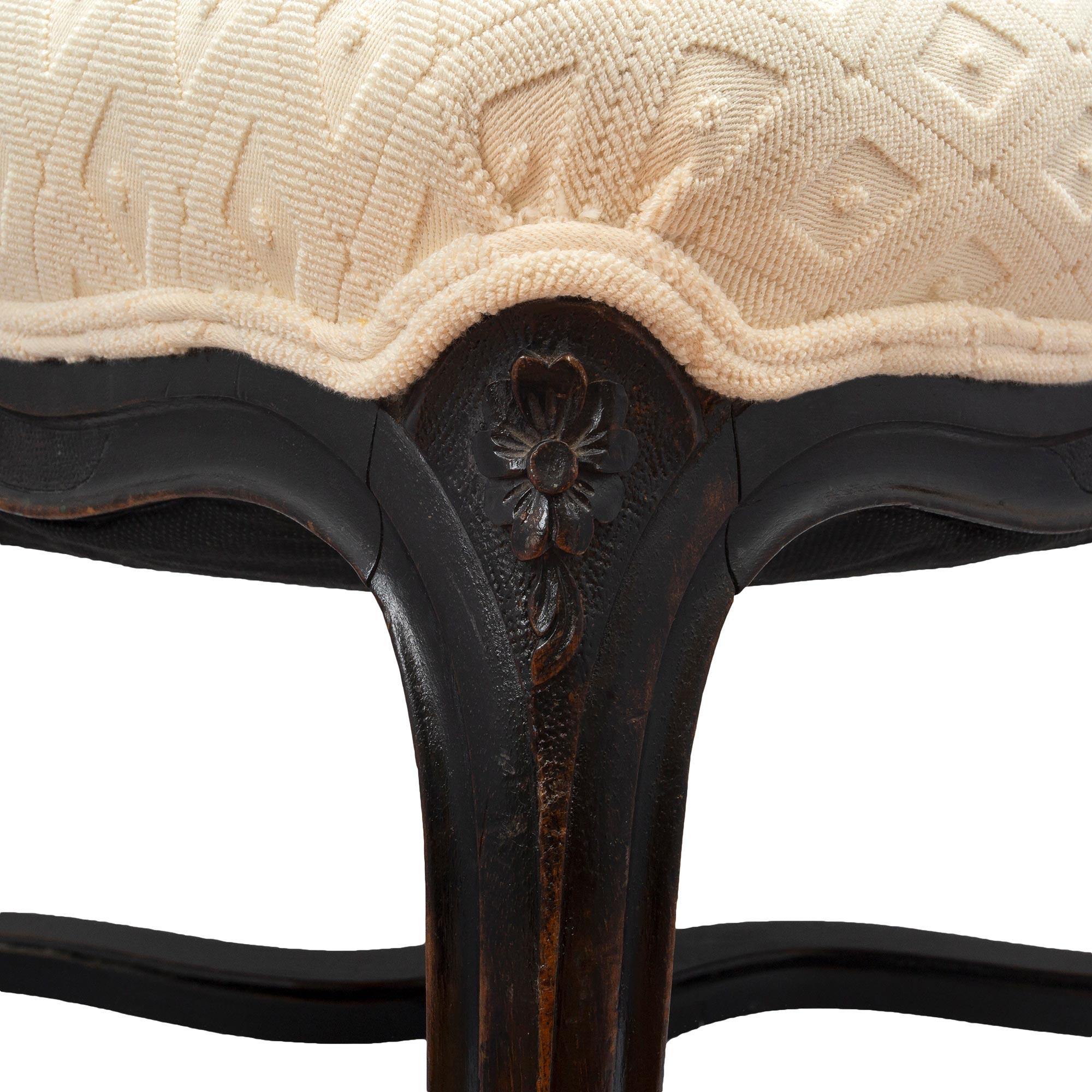 French 19th Century Louis XV St. Oak Stool For Sale 2