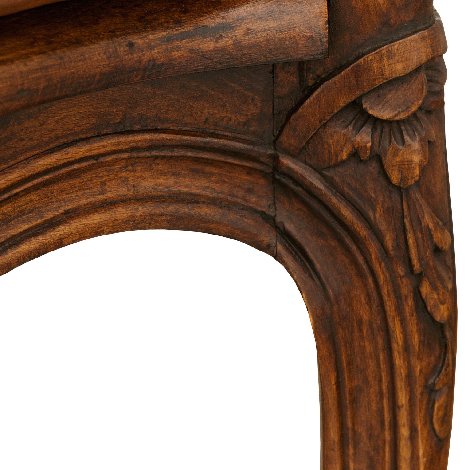 Französisch 19. Jahrhundert Louis XV st. Eiche Eitelkeit / Schreibtischstuhl im Angebot 3