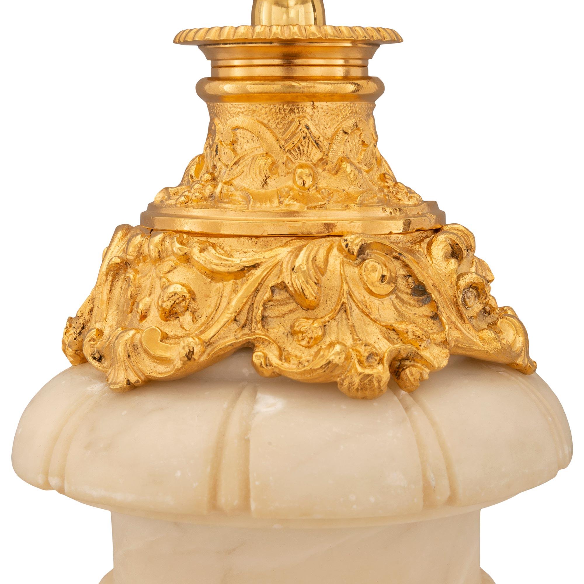French, 19th Century, Louis XV St. Ormolu and Alabaster Lamp For Sale 1