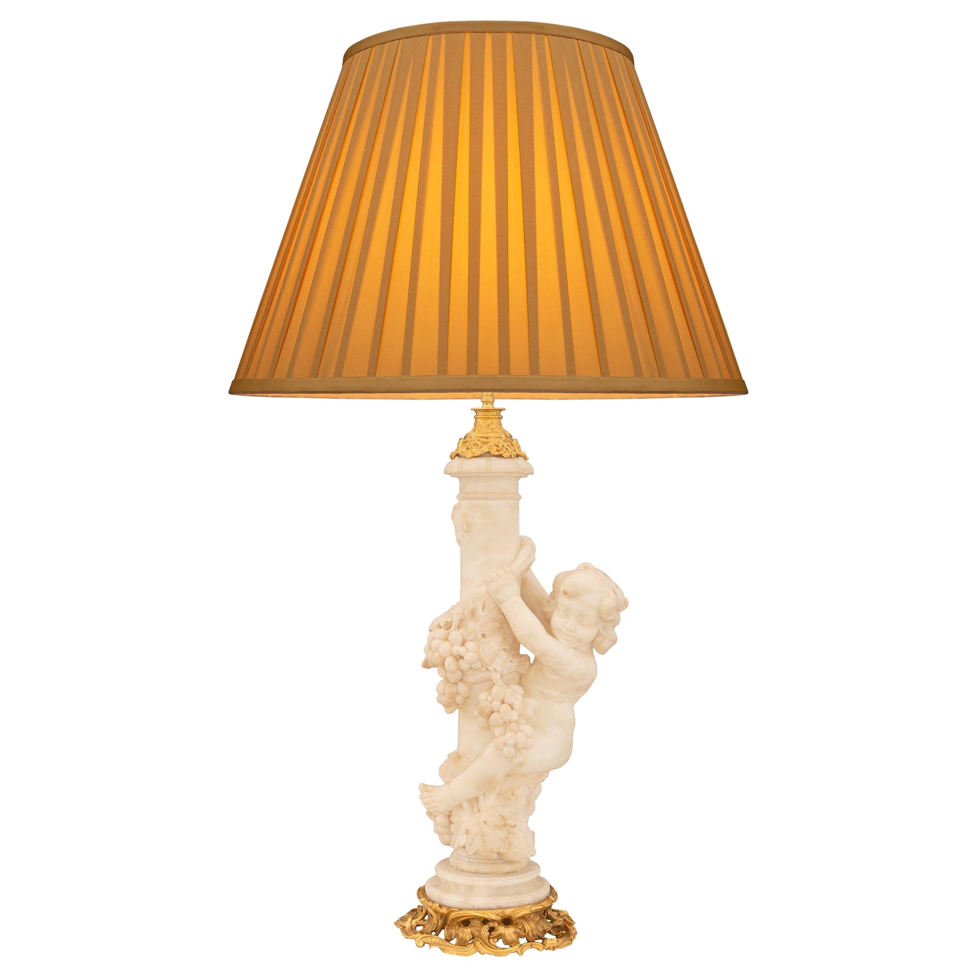 Französisch, 19. Jahrhundert, Louis XV St. Ormolu und Alabaster Lampe