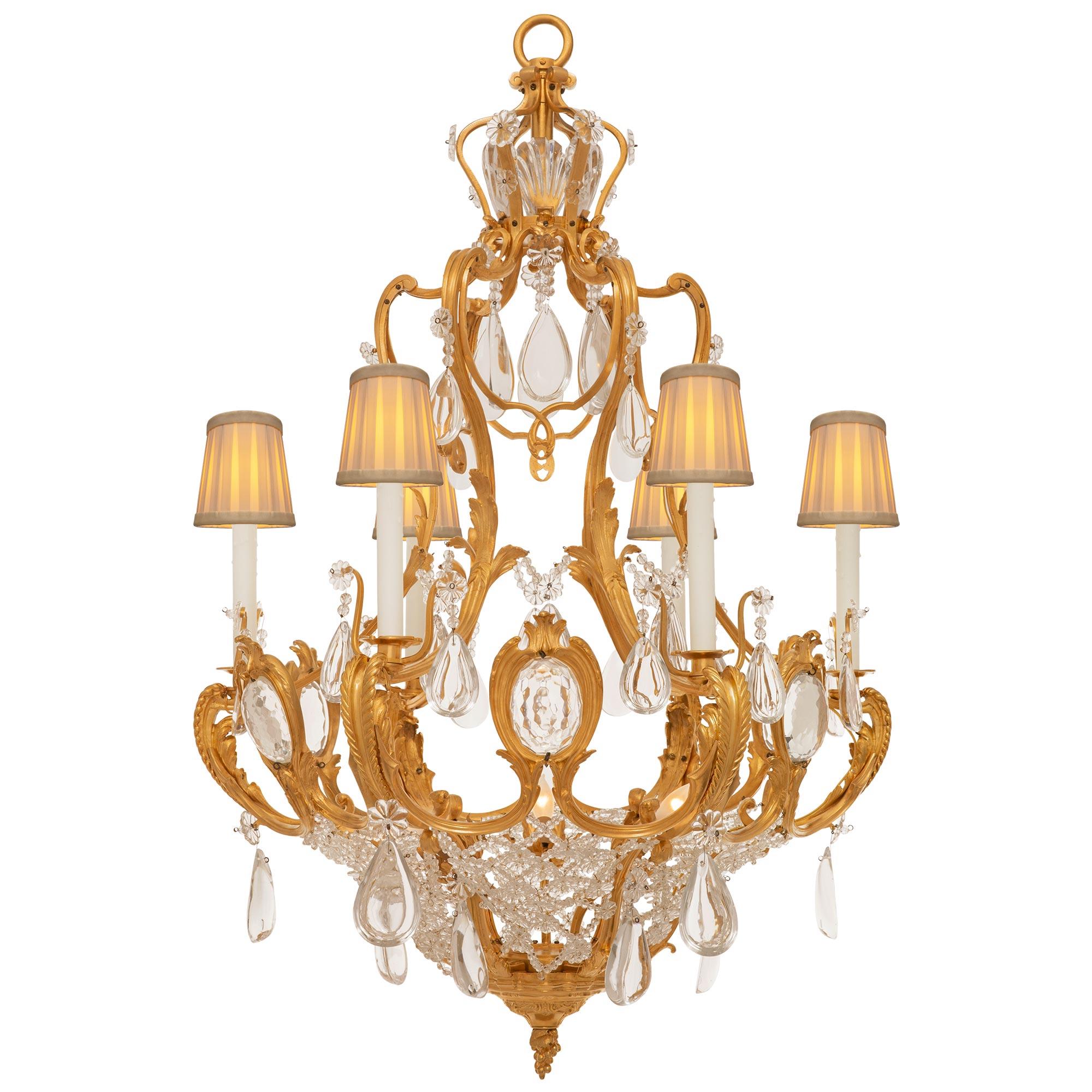 Lustre français du 19ème siècle de style Louis XV en bronze doré et cristal de Baccarat