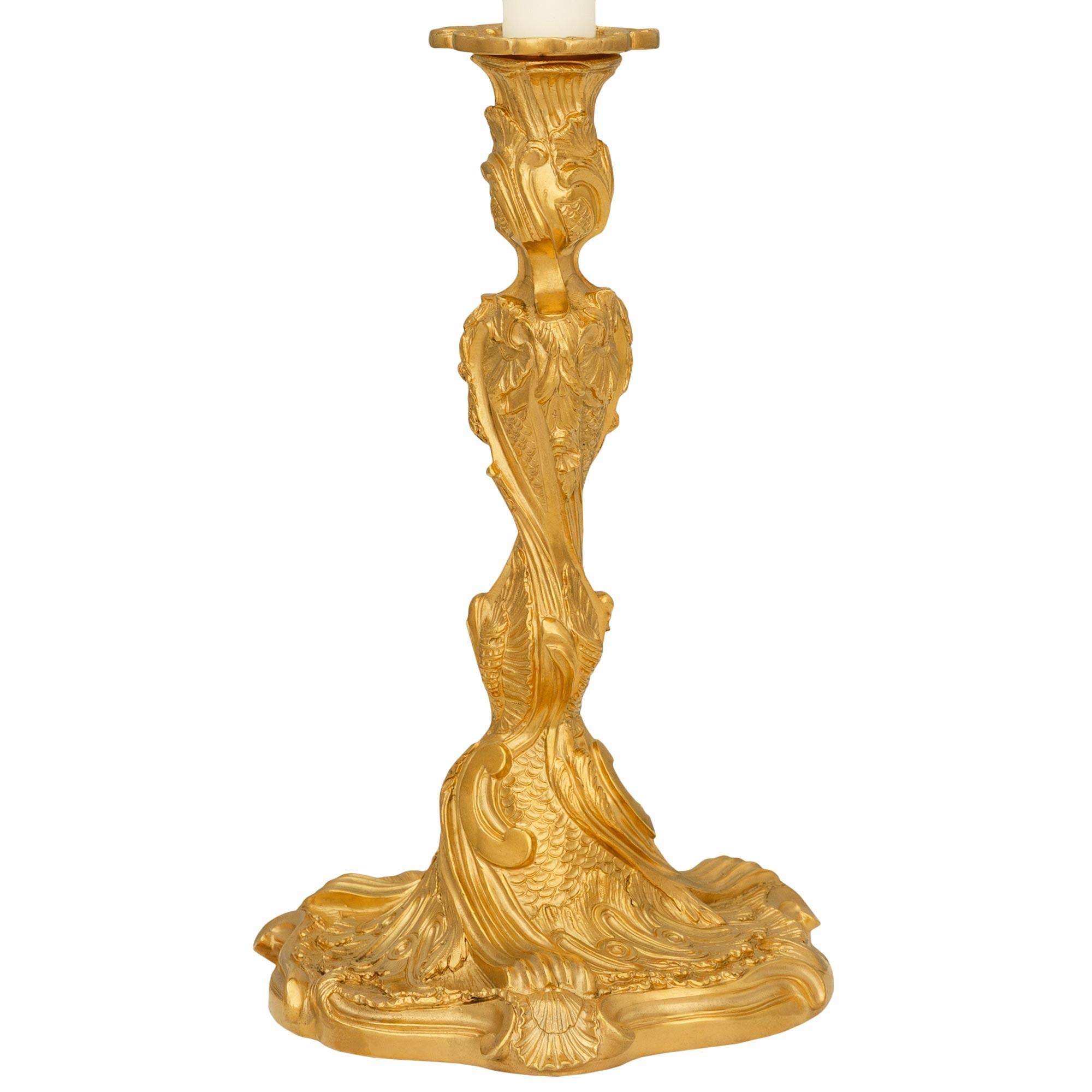 Lámpara de Ormolu francesa del siglo XIX, estilo Luis XV Luis XVI en venta