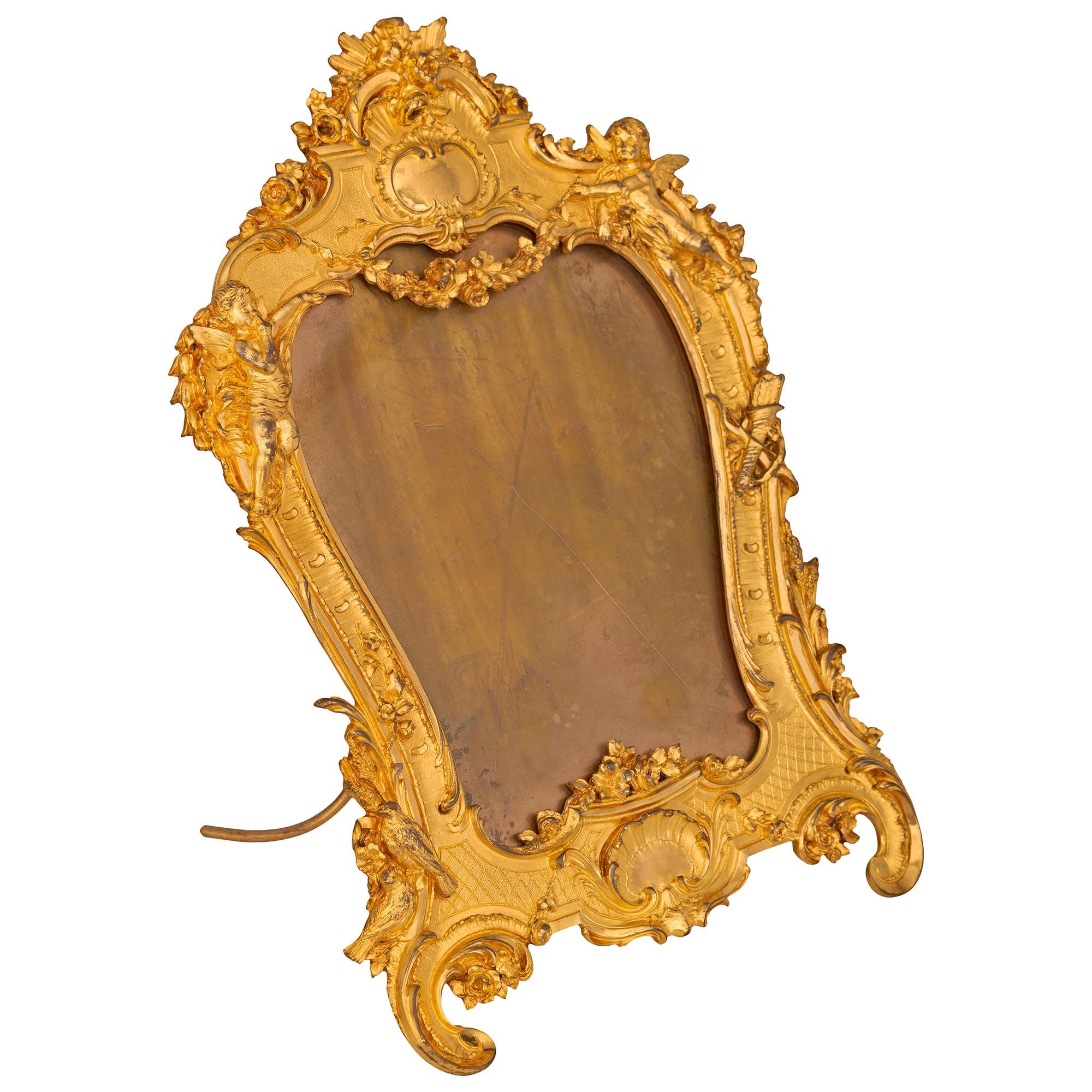 Francese Cornice francese del XIX secolo in stile Luigi XV con ormeggio in vendita