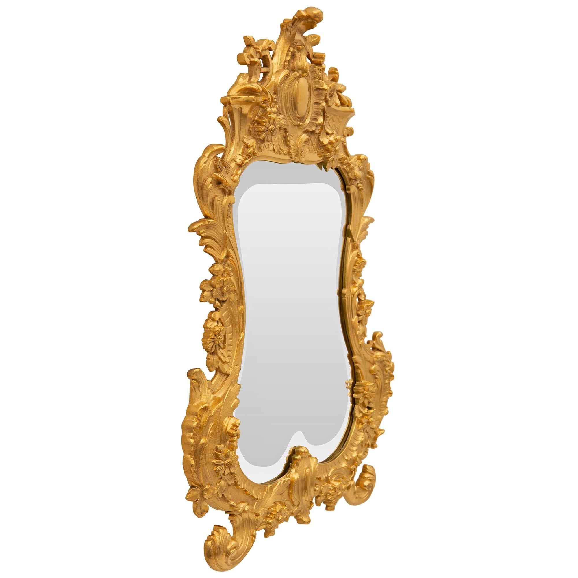 French 19th Century Louis XV St. Ormolu Vanity Mirror In Good Condition For Sale In West Palm Beach, FL