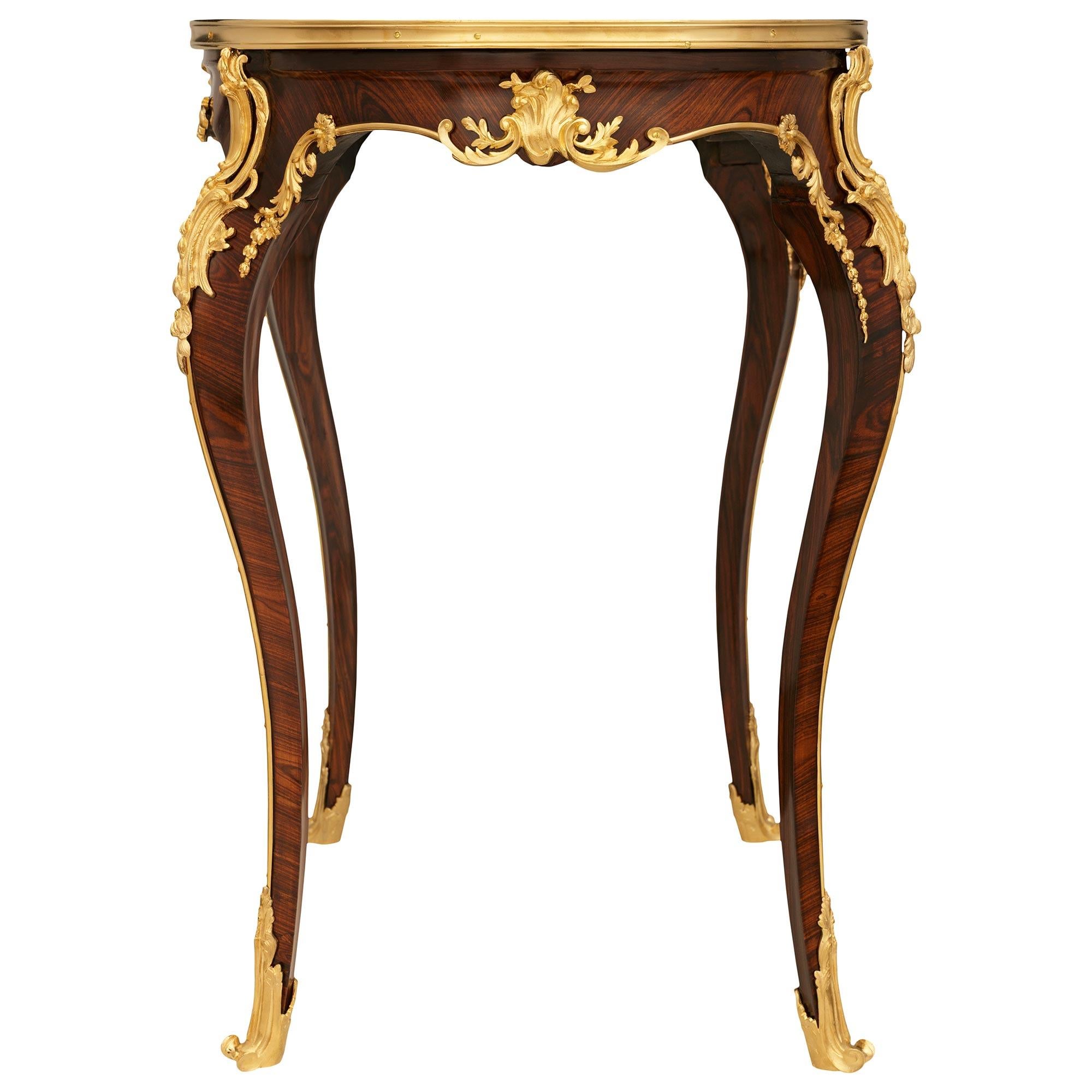 French 19th century Louis XV st. Tulipwood, Kingwood and Ormolu side table/desk Bon état - En vente à West Palm Beach, FL