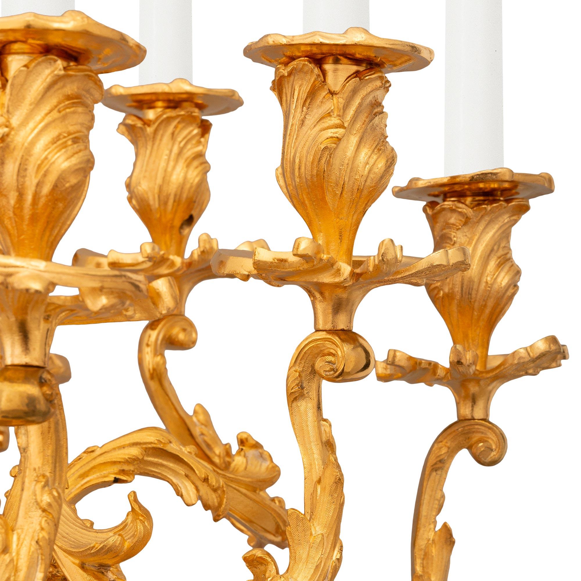 Similoro Candelabri francesi del XIX secolo in marmo Vert de Patricia e Ormolu in vendita