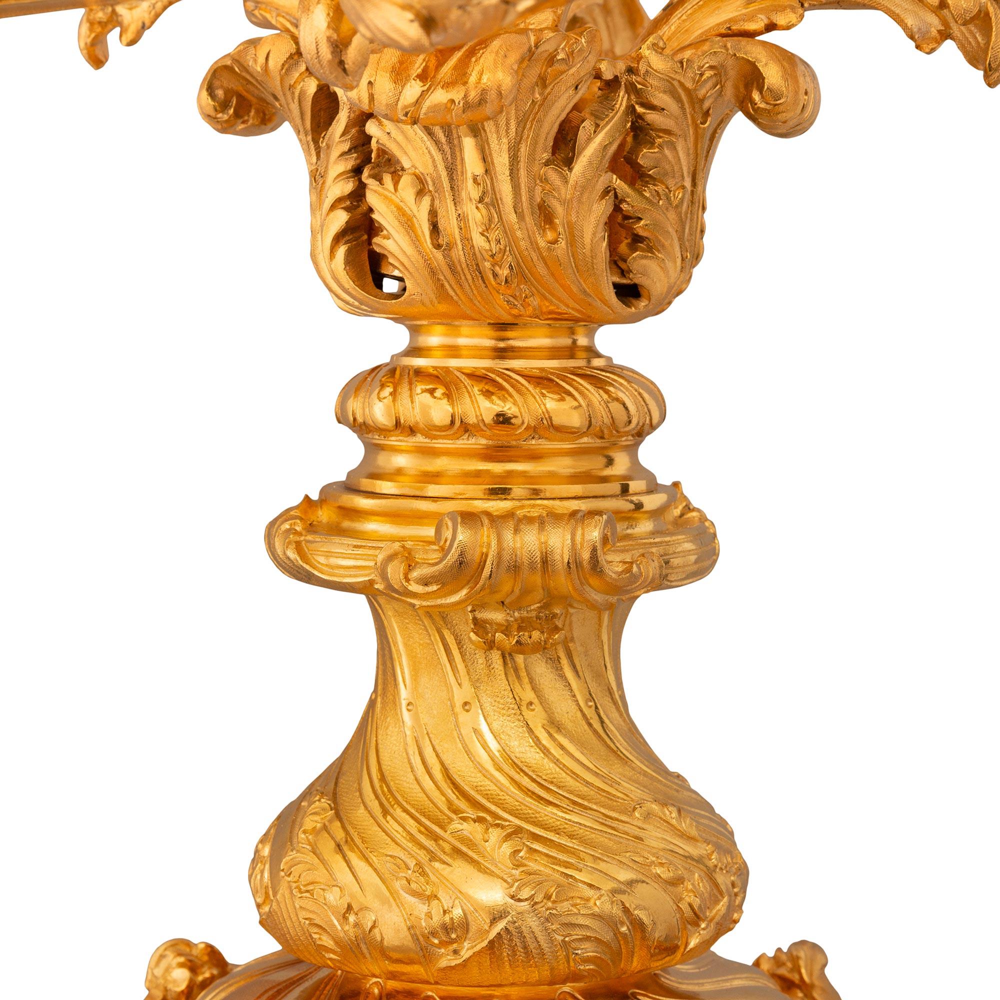 Candelabri francesi del XIX secolo in marmo Vert de Patricia e Ormolu in vendita 1