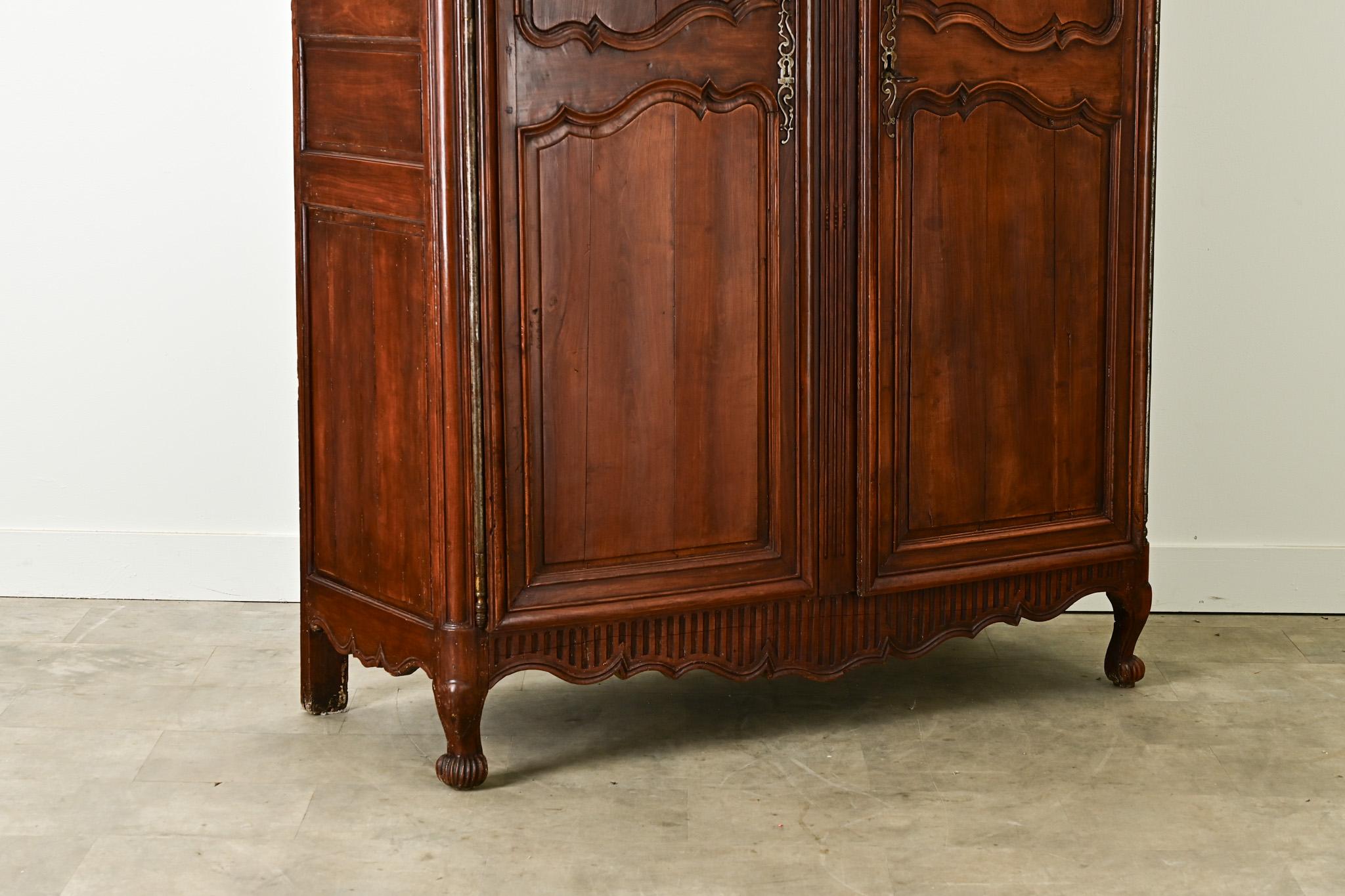 Armoire française du 19ème siècle de style Louis XV 3