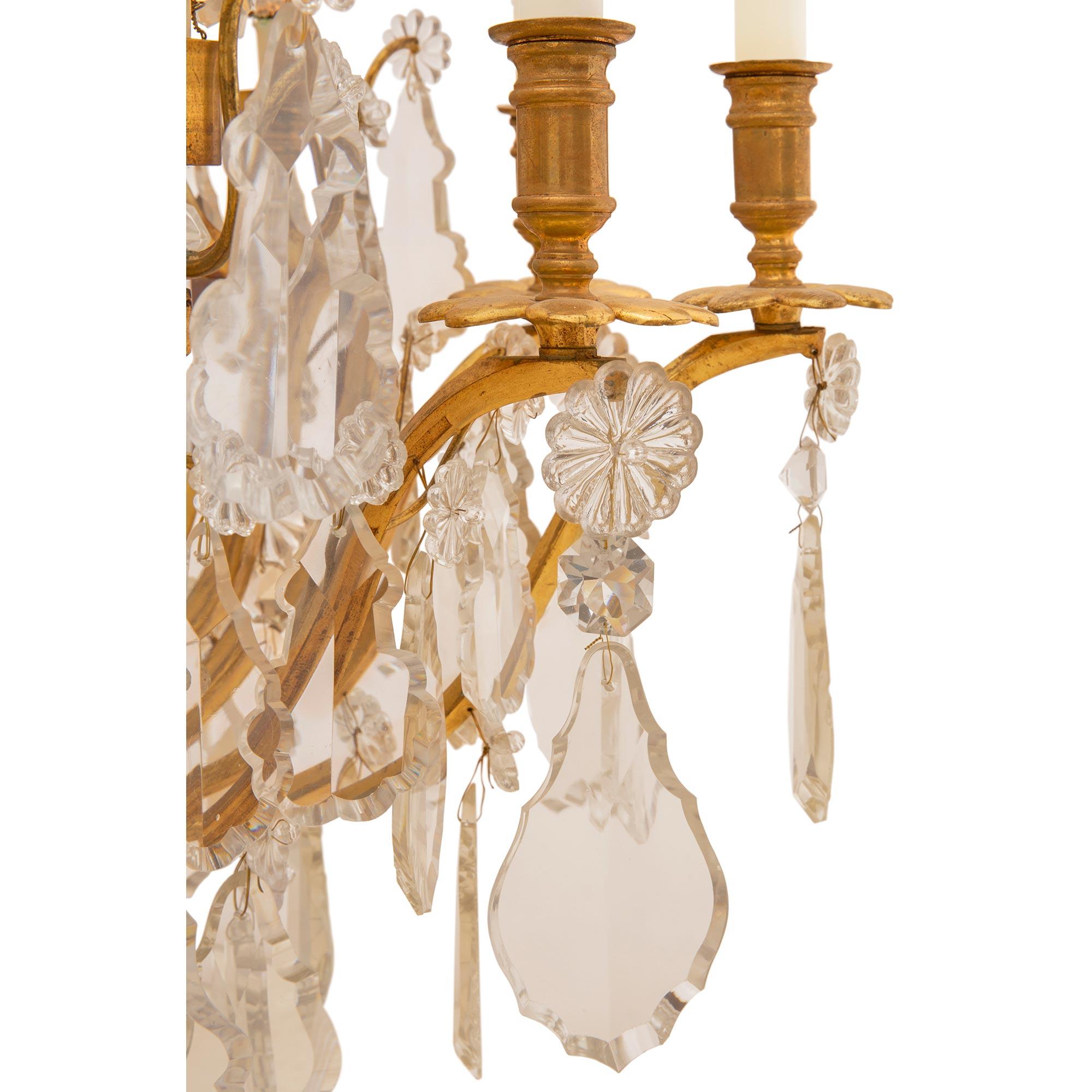 Französischer Baccarat-Kristall-Kronleuchter im Louis XV.-Stil des 19. Jahrhunderts im Angebot 2