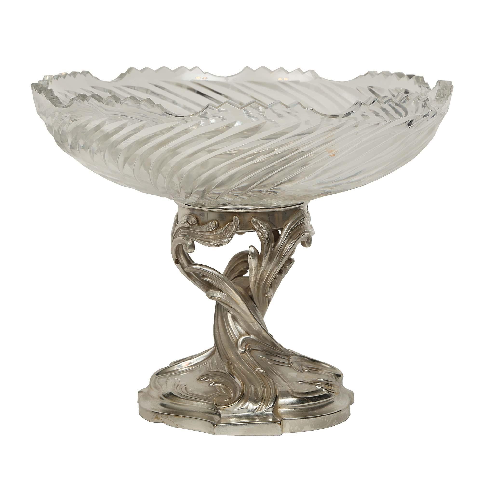 Louis XVI French 19th Century Louis XV Style Bronze and Baccarat Crystal Centerpiece For Sale
