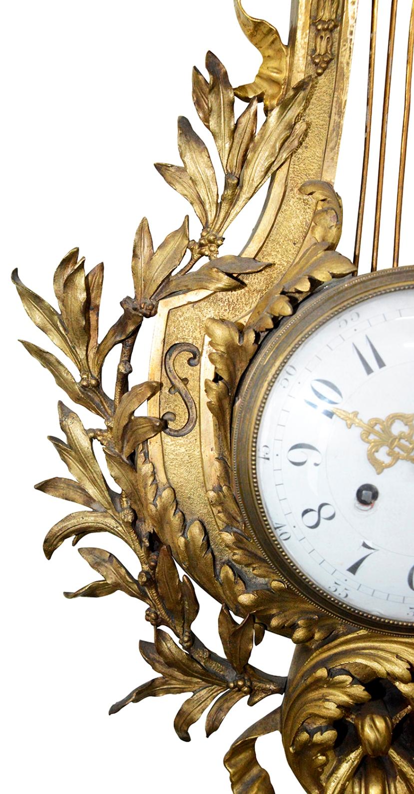 French 19th Century Louis XV Style Cartel Wall Clock In Good Condition For Sale In Brighton, Sussex