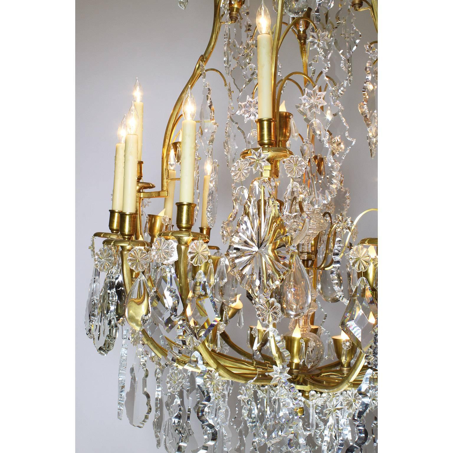 French 19th Century Louis XV Style Gilt-Bronze and Crystal Chandelier In Good Condition For Sale In Los Angeles, CA