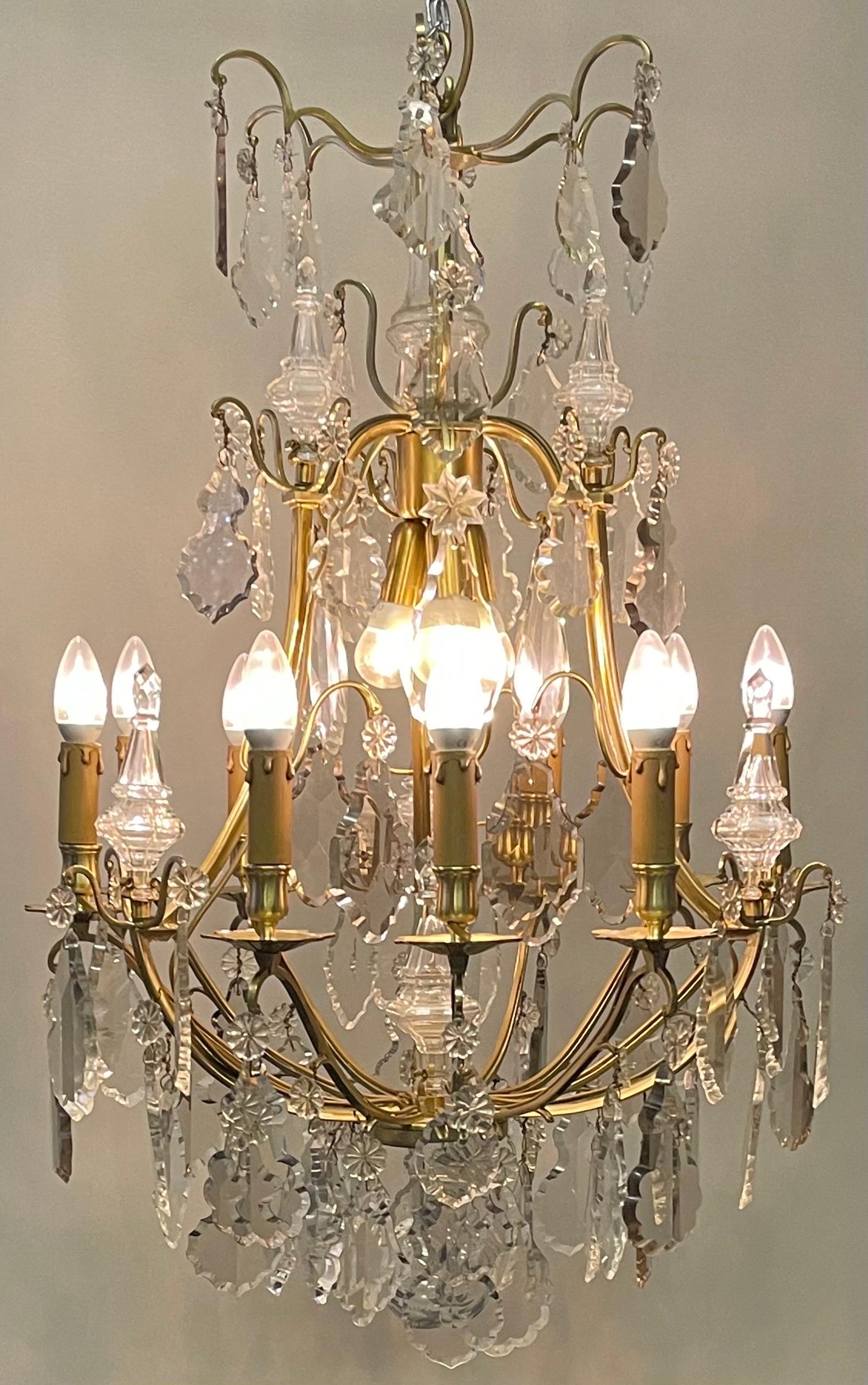 French 19th Century Louis XV Style Gilt Bronze and Crystal Chandelier For Sale 9