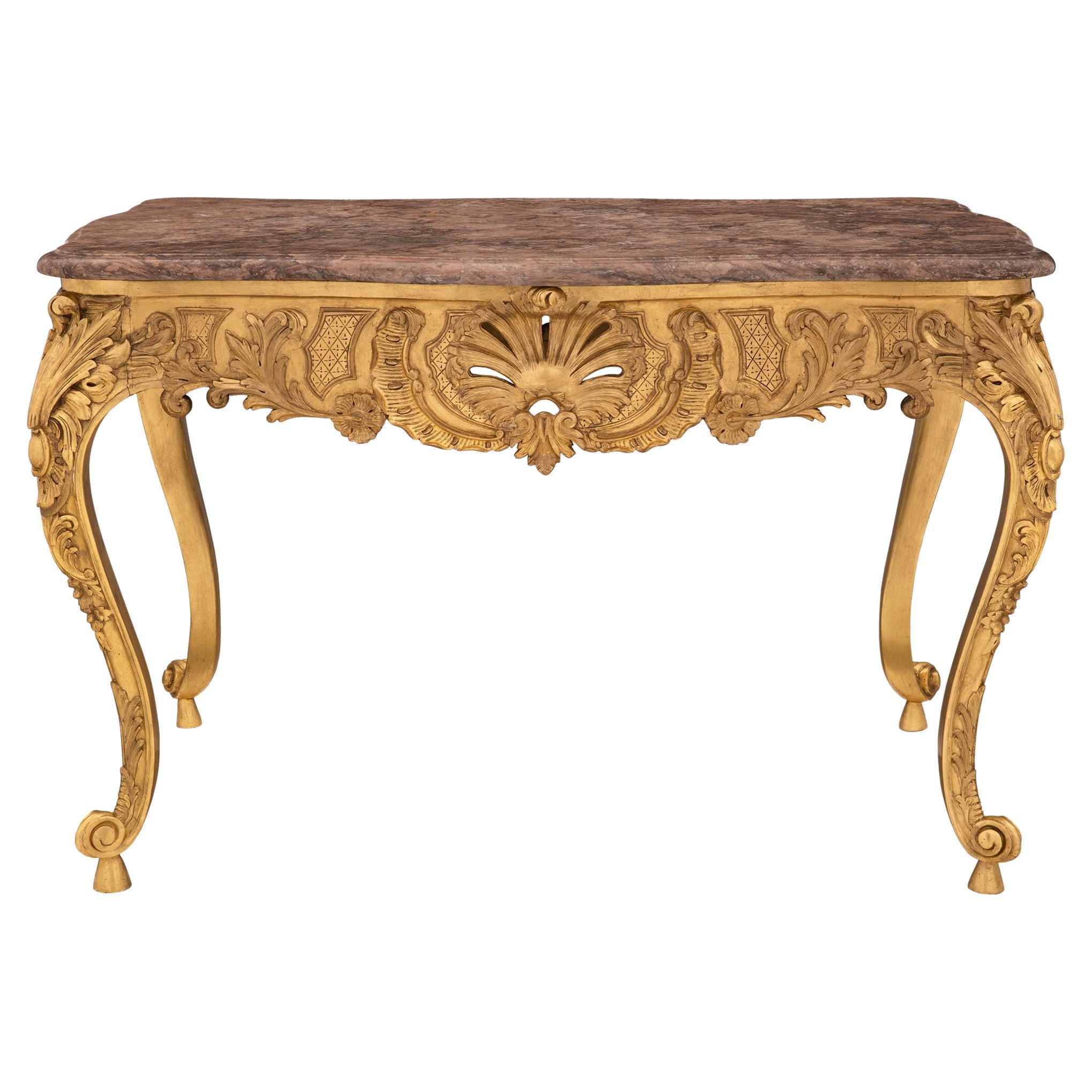 Table centrale française de style Louis XV du 19ème siècle en bois doré et marbre