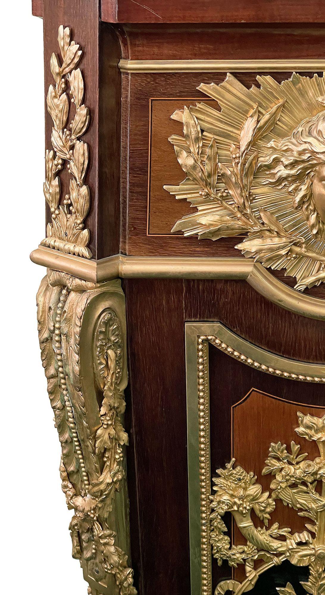 Orologio a cassa lunga francese del XIX secolo in stile Luigi XV. in vendita 5