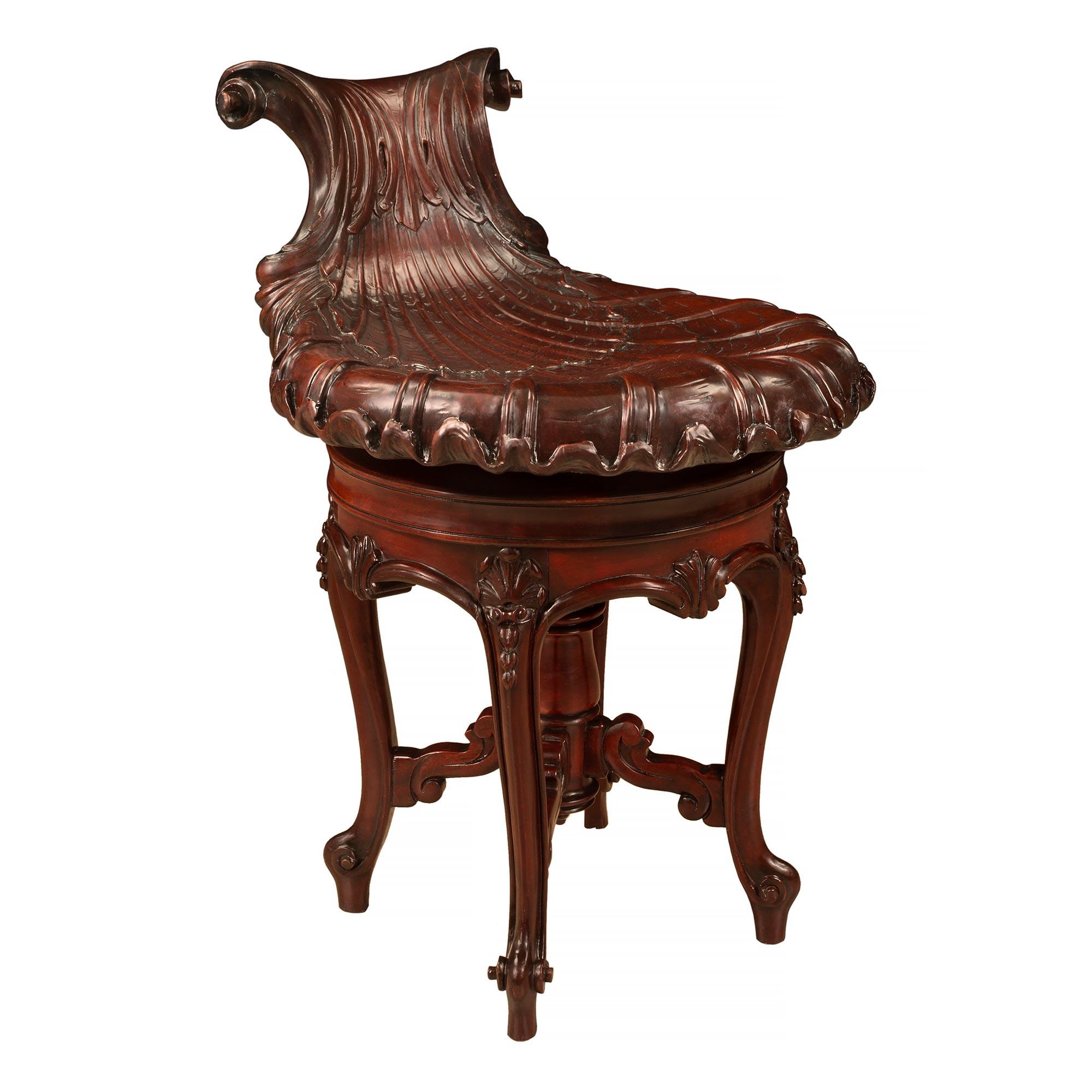 French 19th Century Louis XV Style Mahogany Adjustable Desk or Vanity Chair In Good Condition For Sale In West Palm Beach, FL