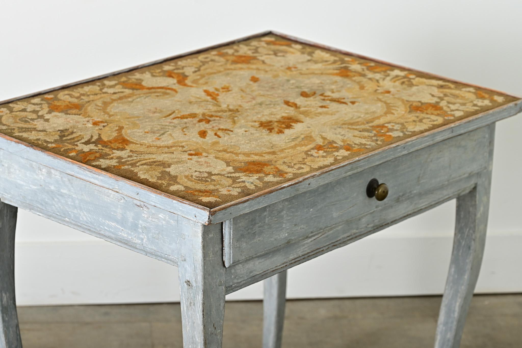 French 19th Century Louis XV Style Needlepoint Tea Table For Sale 6