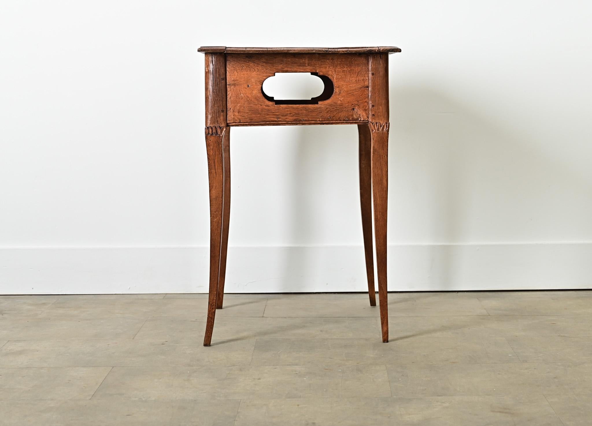 French 19th Century Louis XV Style Oak Side Table For Sale 2