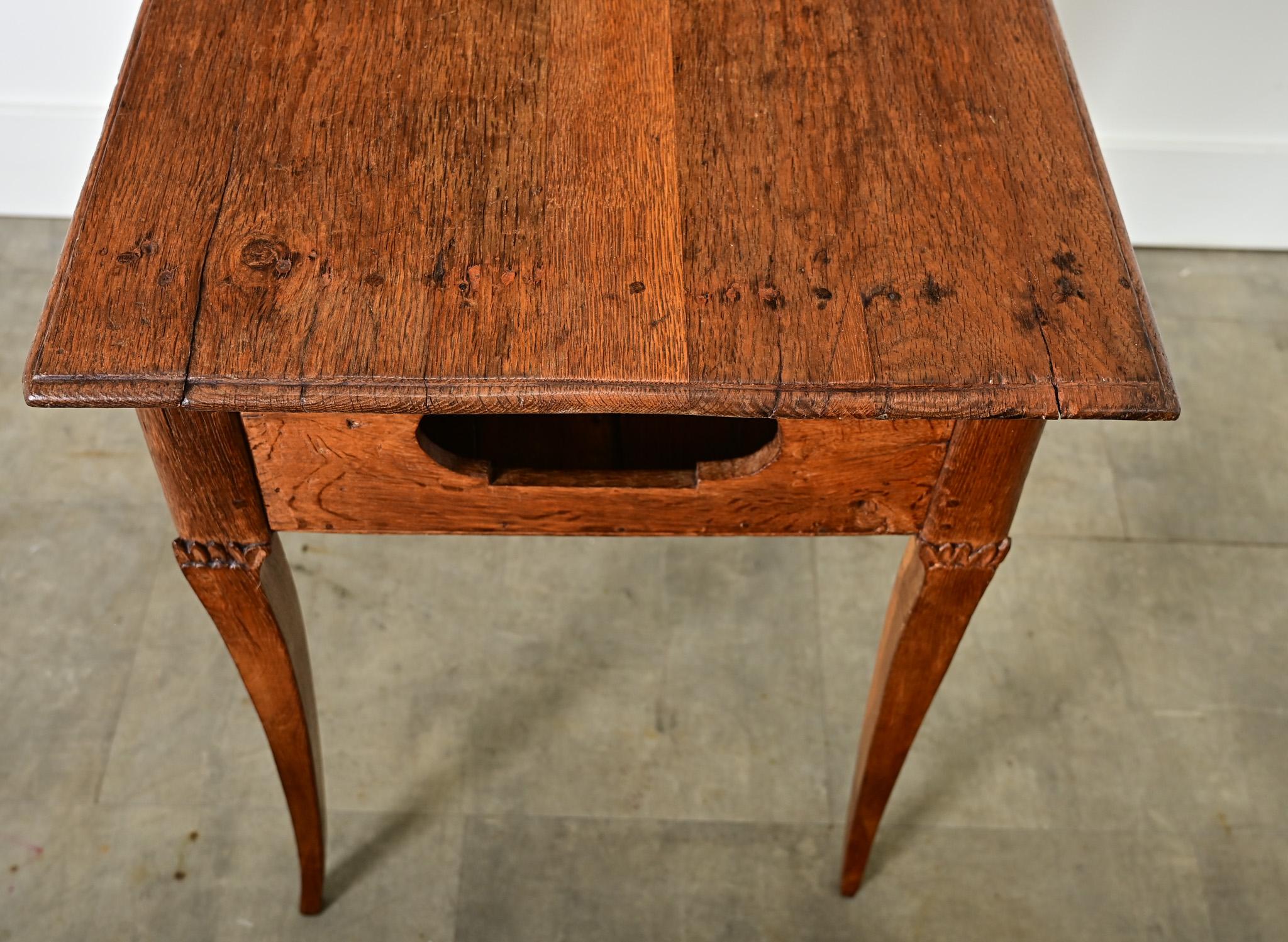 French 19th Century Louis XV Style Oak Side Table For Sale 4