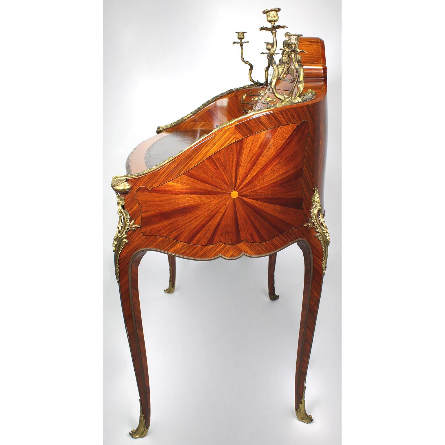 Bureau de secrétaire de dame de style Louis XV du 19ème siècle monté en bronze doré, Millet en vente 5