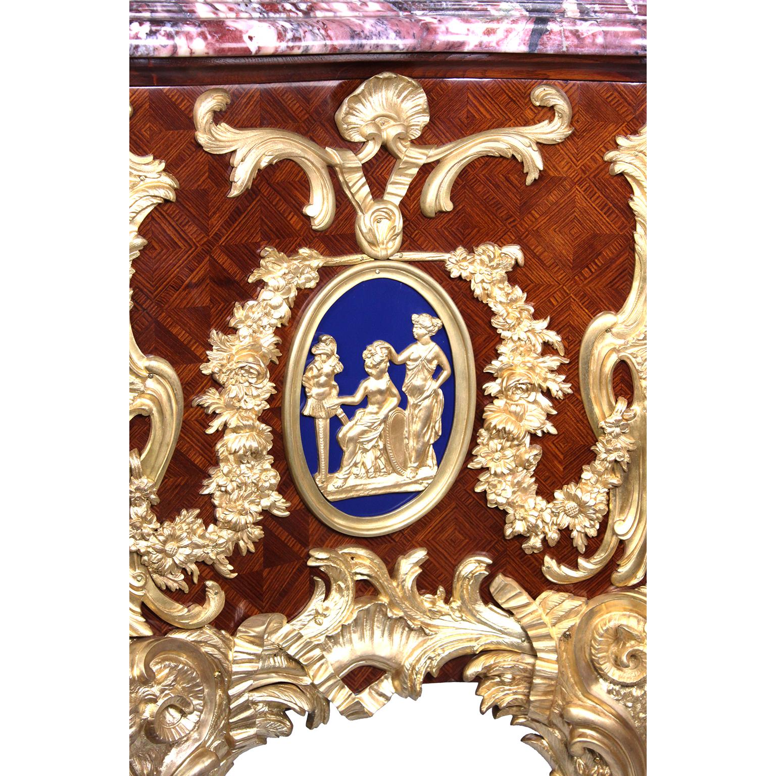 Commode Médallier francese del XIX secolo in stile Luigi XV con ormeggio in mogano in vendita 8