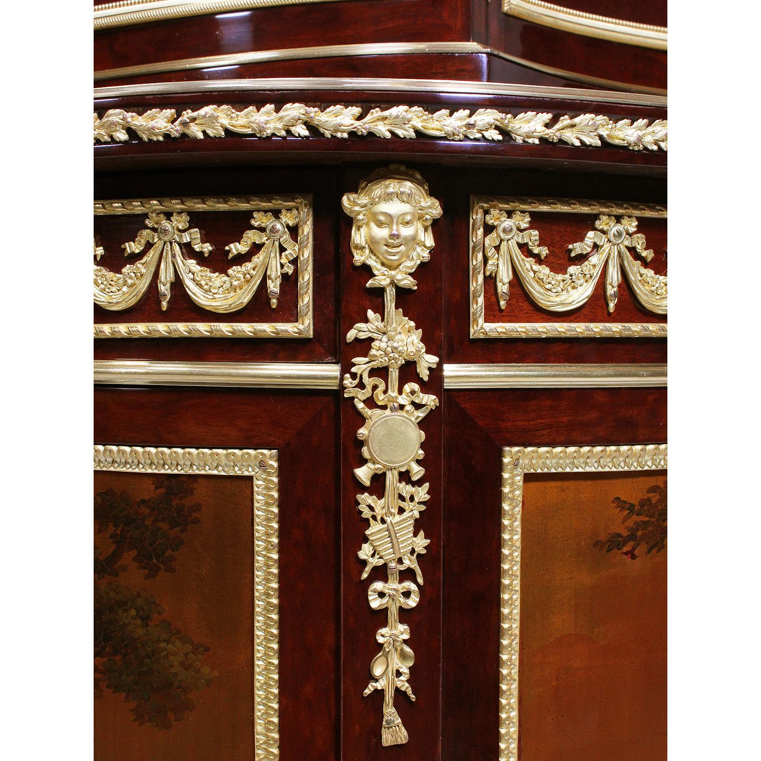 French Louis XV Style Ormolu and Vernis Martin Vitrine Attributed to F. Linke For Sale 5