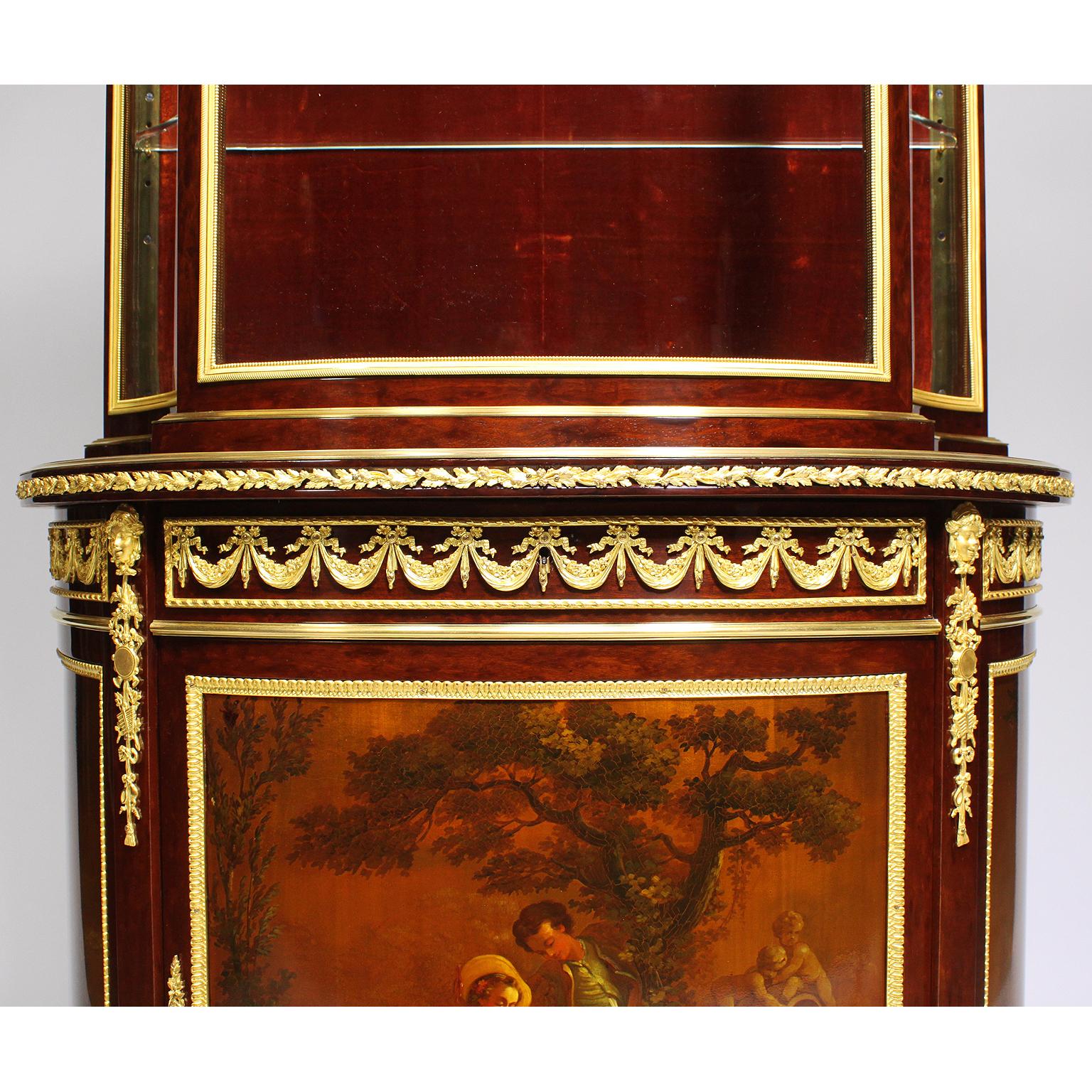 French Louis XV Style Ormolu and Vernis Martin Vitrine Attributed to F. Linke For Sale 2