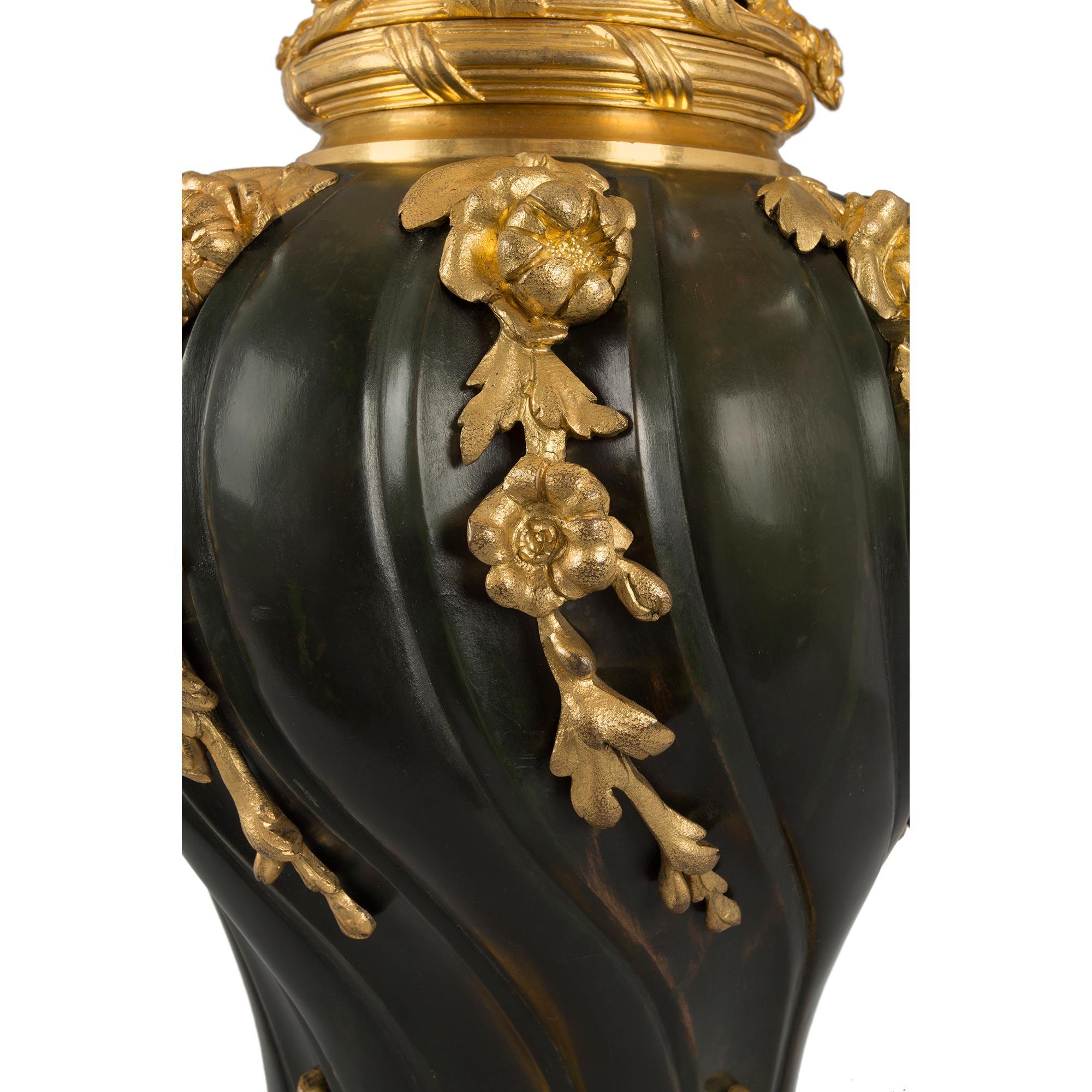 French 19th Century Louis XV Style Patinated Bronze and Ormolu Lamp In Good Condition For Sale In West Palm Beach, FL