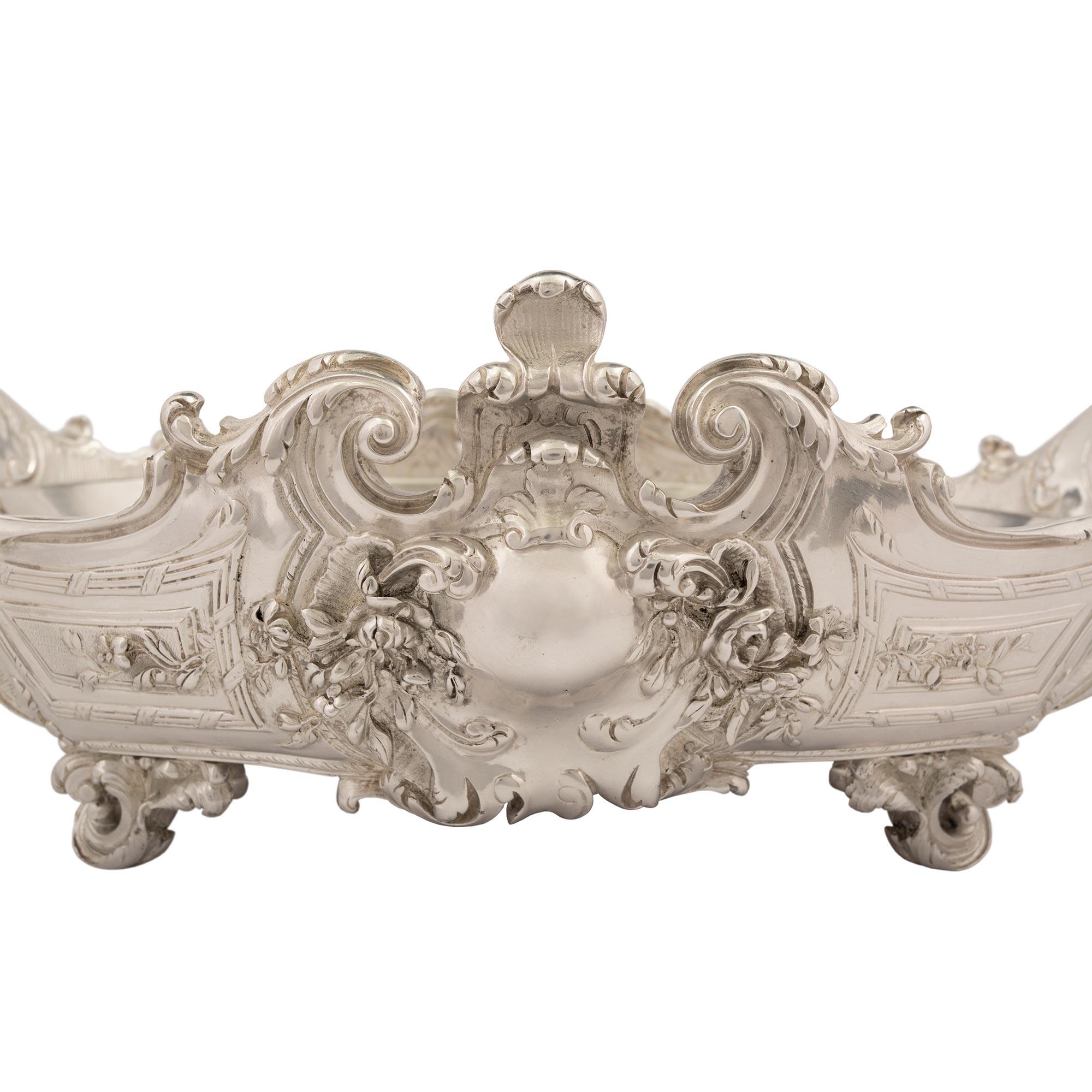 French 19th Century Louis XV Style Silvered Bronze Centerpiece For Sale 3