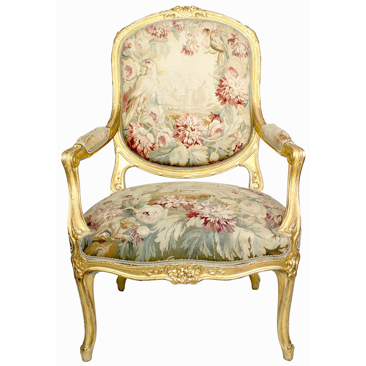 Suite de trois pièces en bois doré et salon d'Aubusson de style Louis XV du 19ème siècle français en vente 6