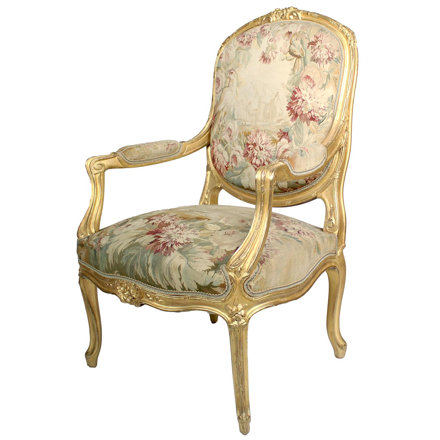 French 19th Century Louis XV Style Three-Piece Giltwood and Aubusson Salon Suite For Sale 7