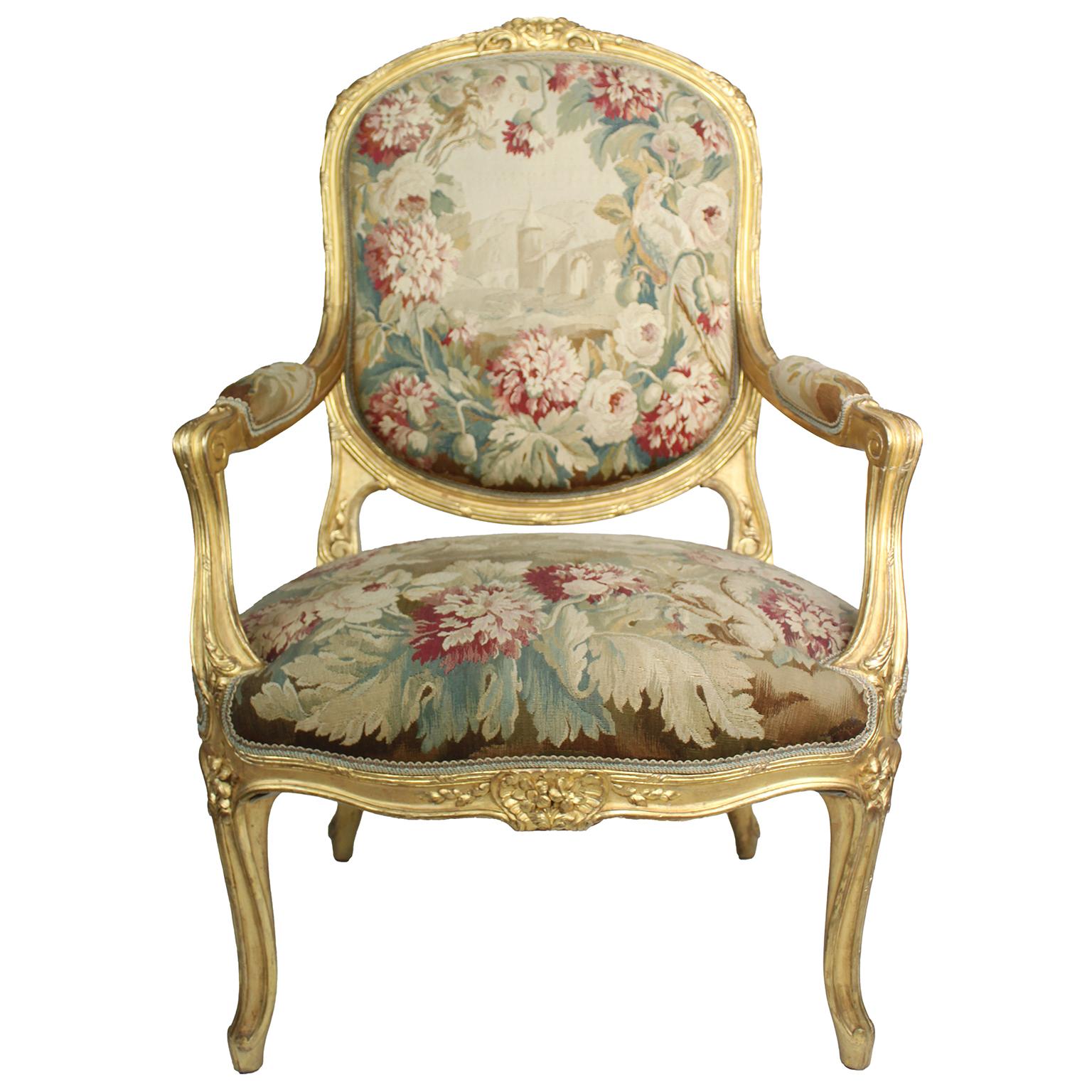 Suite de trois pièces en bois doré et salon d'Aubusson de style Louis XV du 19ème siècle français en vente 8