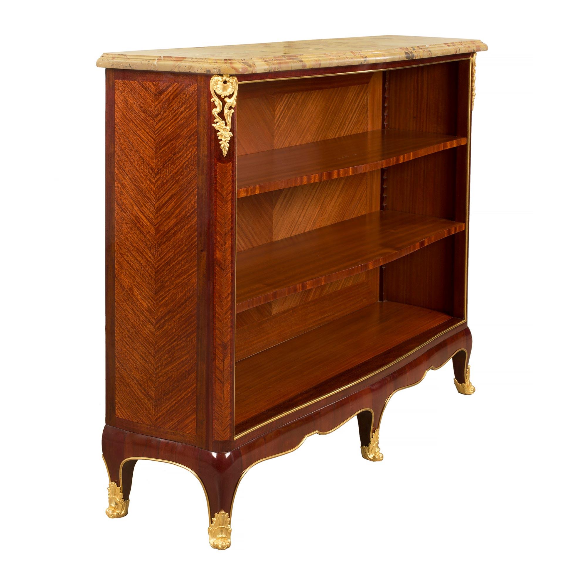 French 19th Century Louis XV Style Tulipwood and Ormolu Bibus In Good Condition For Sale In West Palm Beach, FL