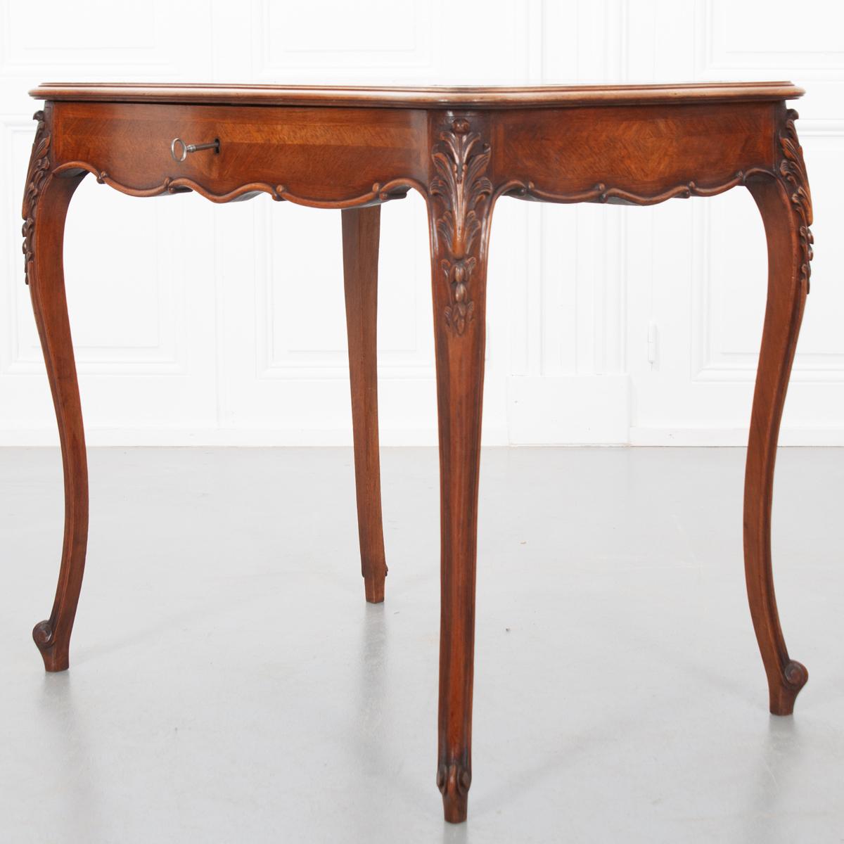French 19th Century Louis XV-Style Writing Desk 3