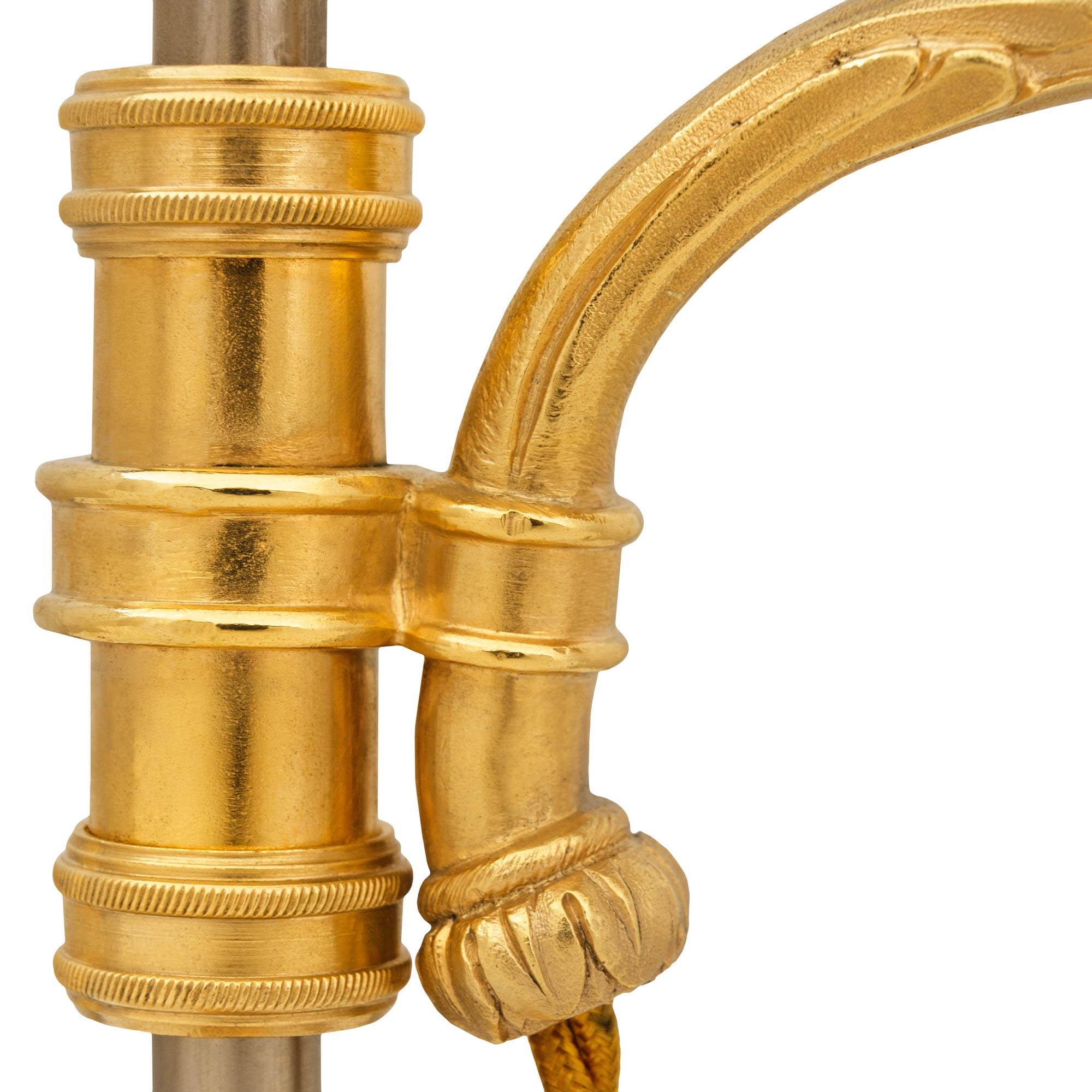 Lámpara de Ormolu francesa del siglo XIX, estilo Luis XV/XVI, firmada Gagneau Paris Hierro en venta