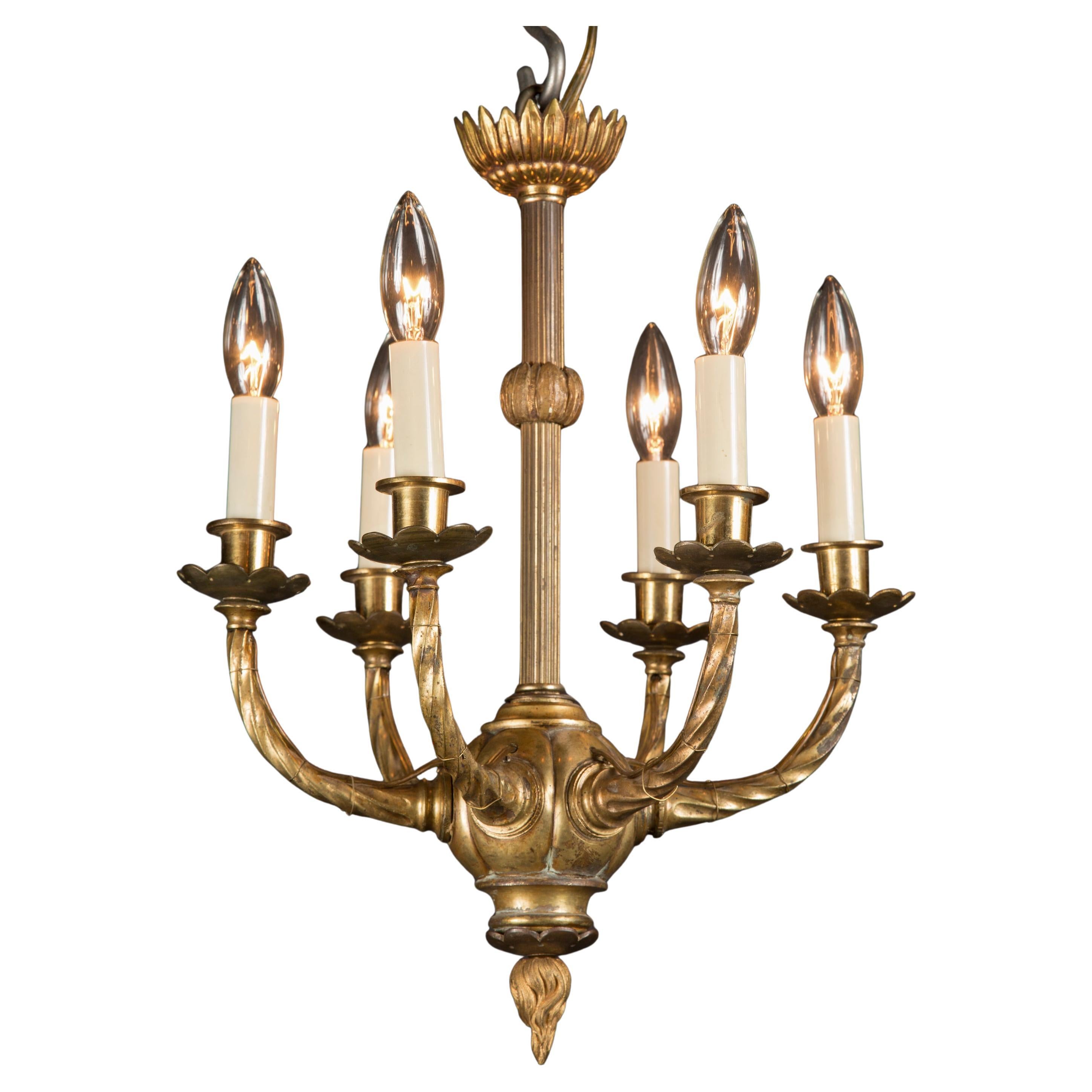 Lampadario francese in bronzo Luigi XVI del XIX secolo