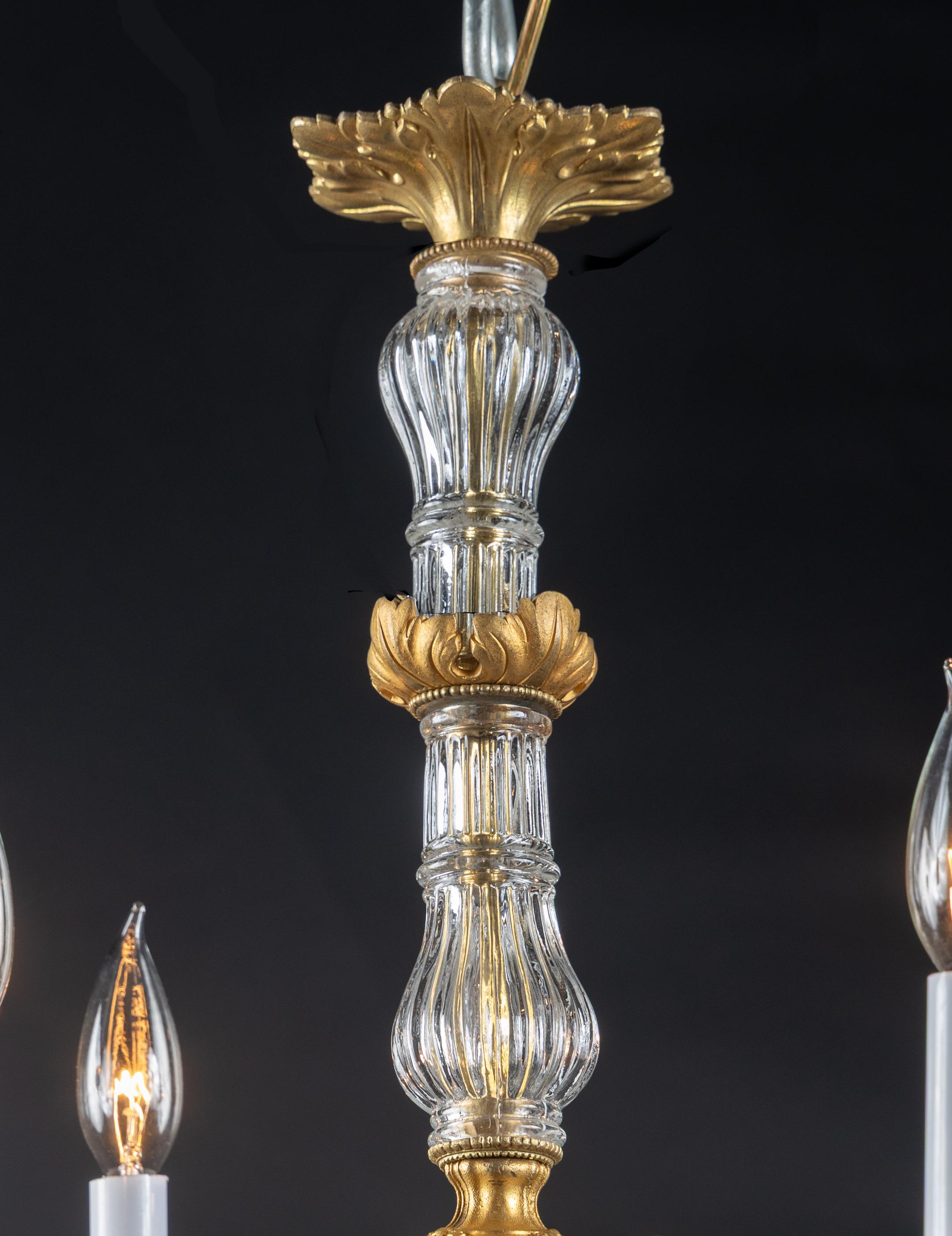 Cristal French 19th Century Louis XVI Bronze d'Ore and Crystal Chandelier en vente