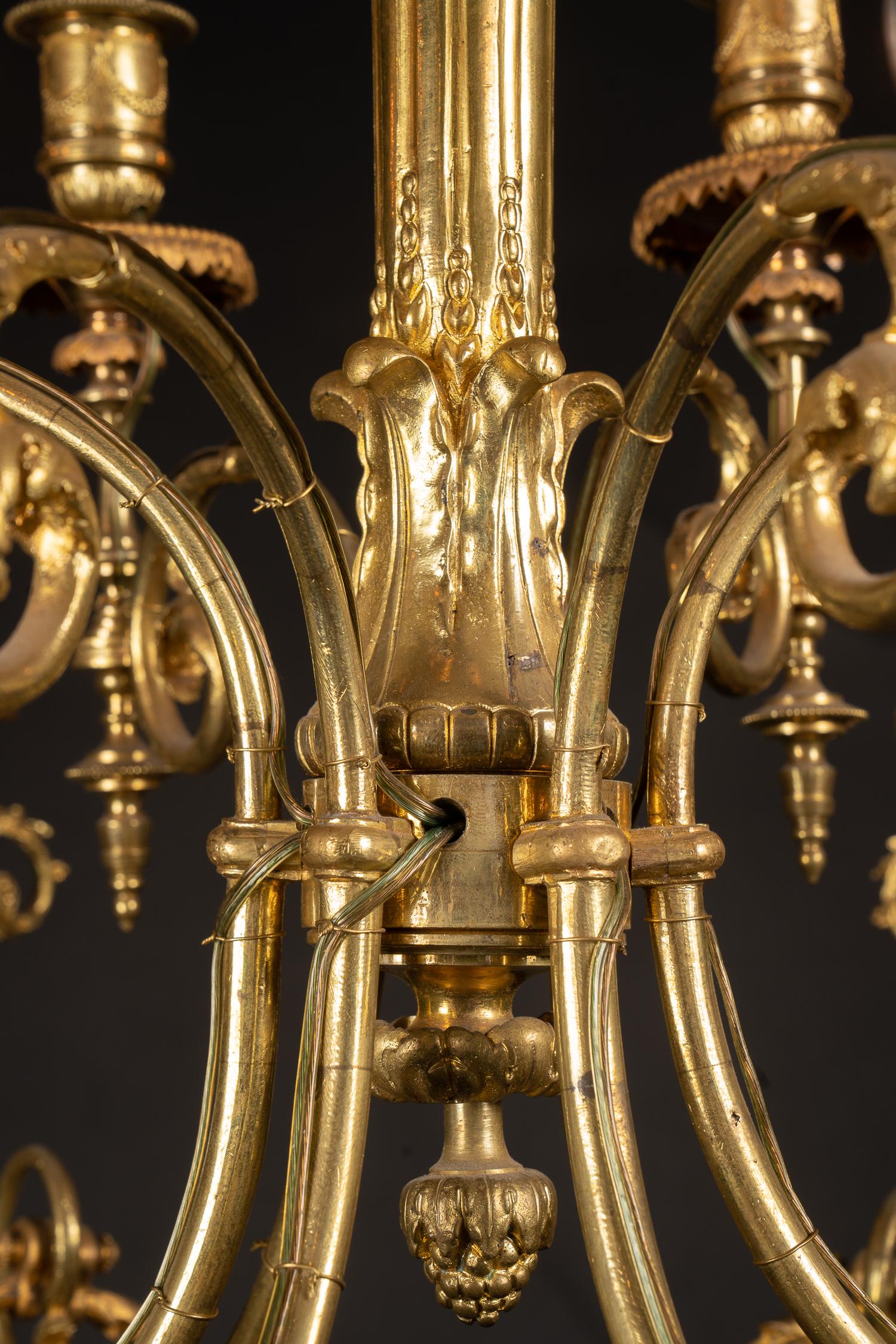 Araña de Bronce D'ore Francesa del Siglo XIX Luis XVI Chapado en oro en venta