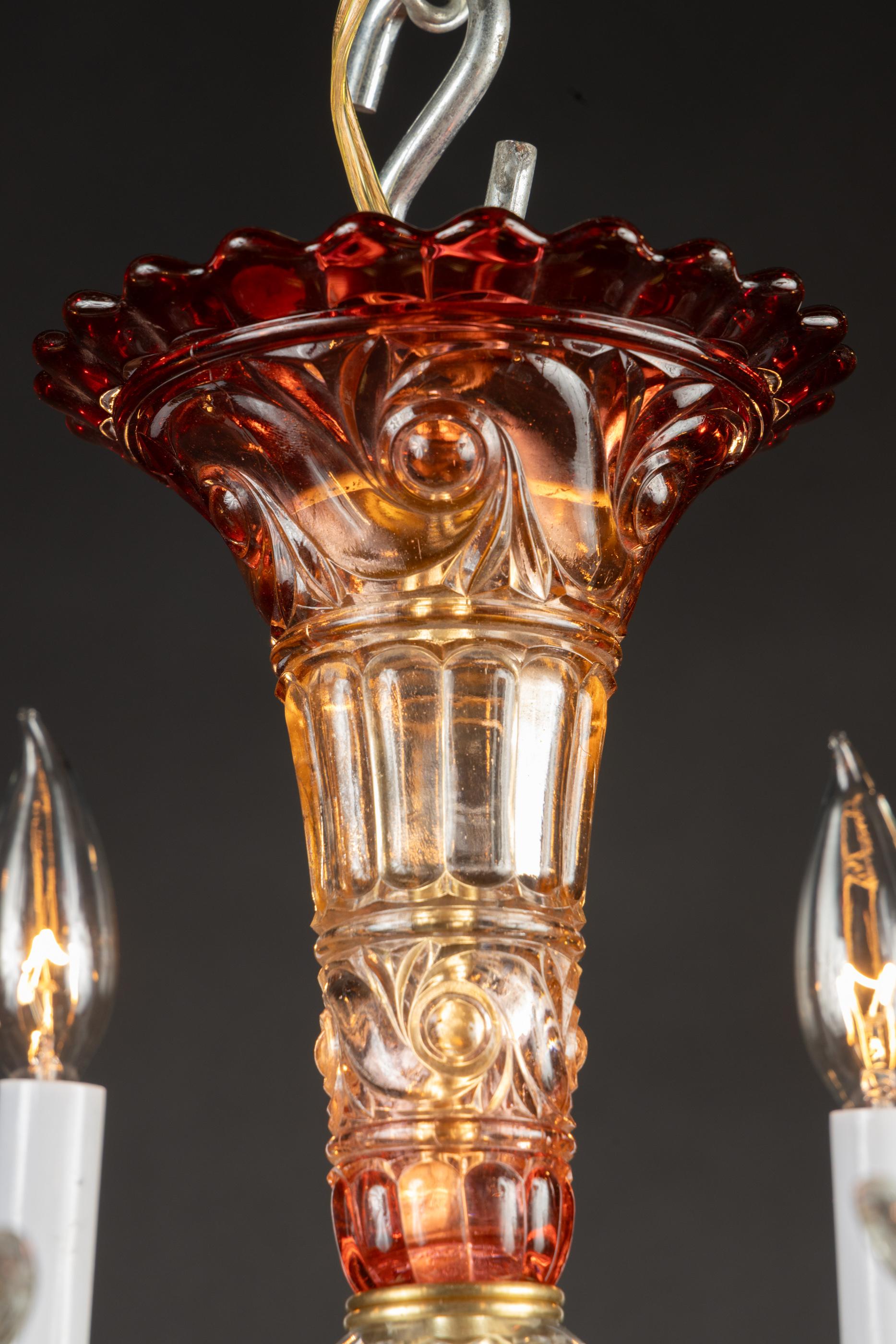 French 19th Century Louis XVI Bronze d’Ore, Red and Clear Crystal Chandelier en vente 5