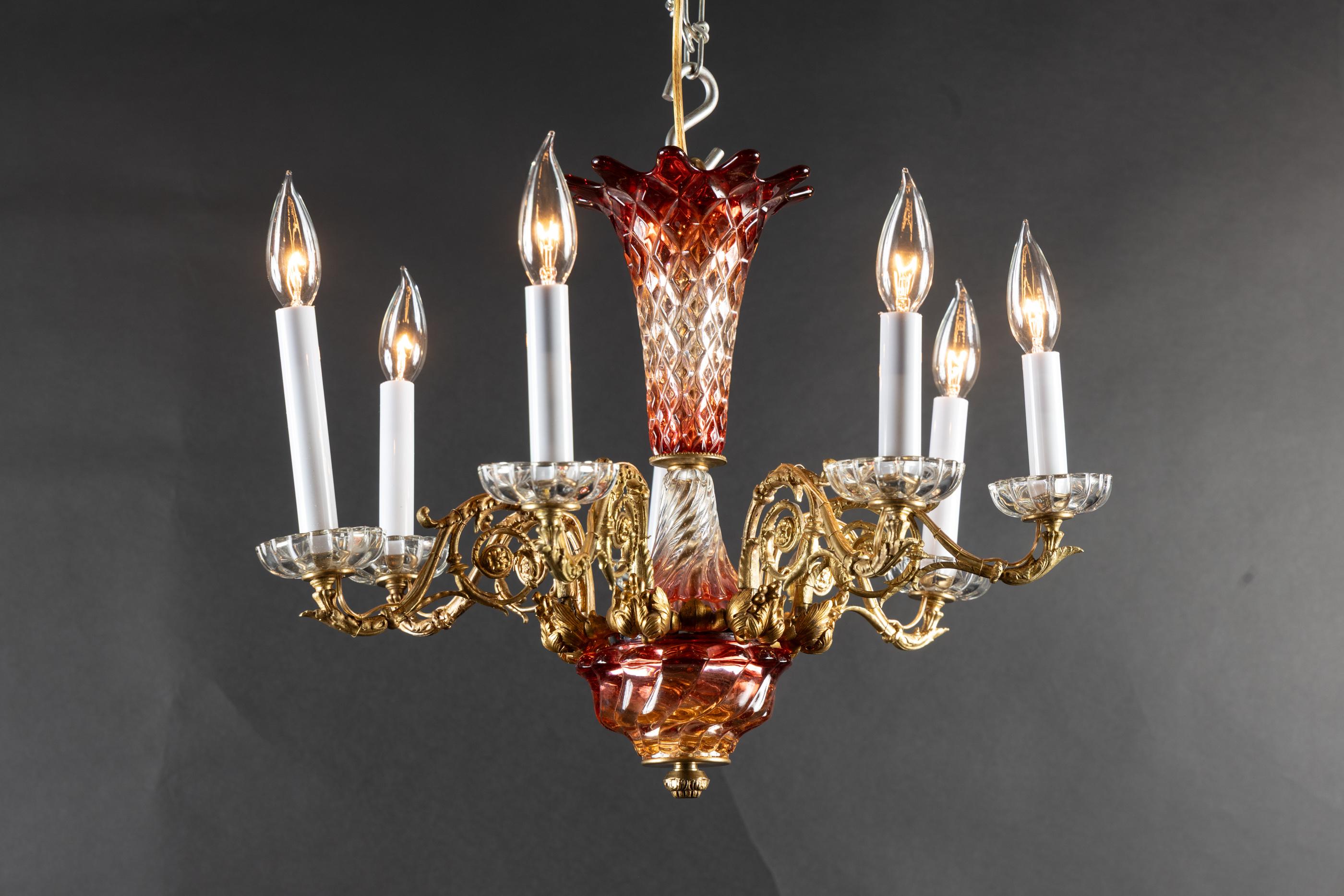 French 19th Century Louis XVI Bronze d’Ore, Red and Clear Crystal Chandelier In Good Condition For Sale In New Orleans, LA