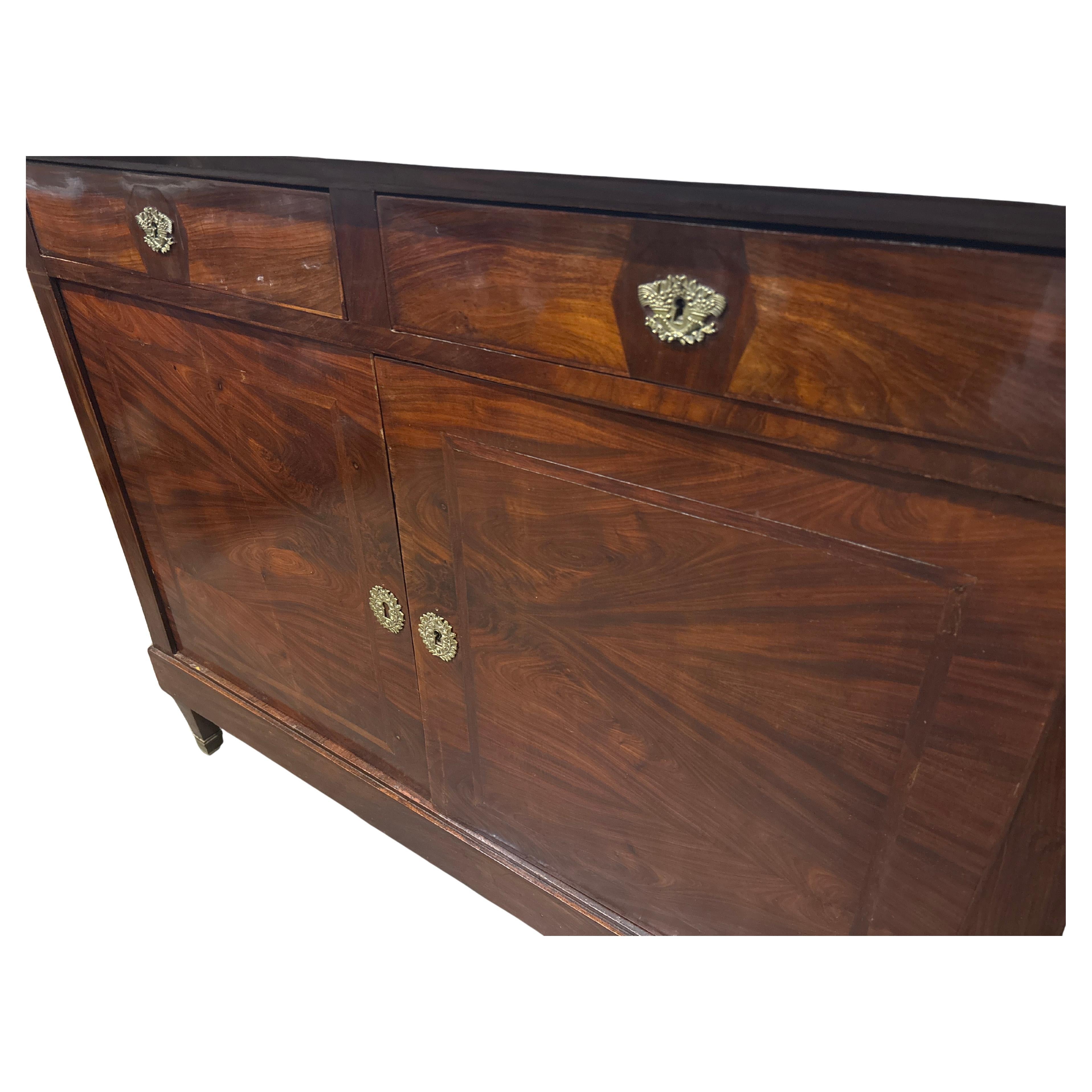 Buffet francese del XIX secolo Luigi XVI In condizioni buone in vendita a Stockbridge, GA