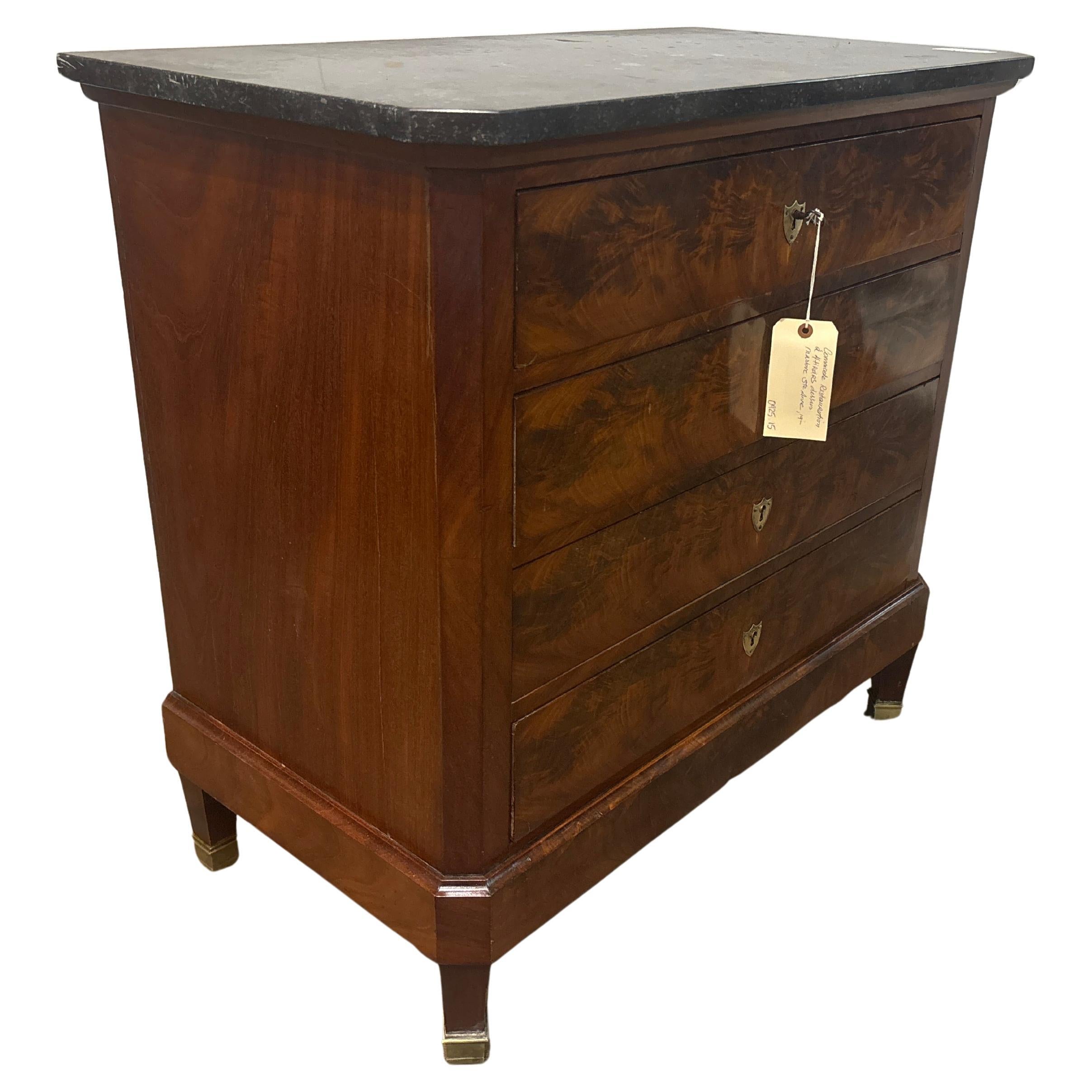 French 19th Century Louis XVI Commode in vendita 3