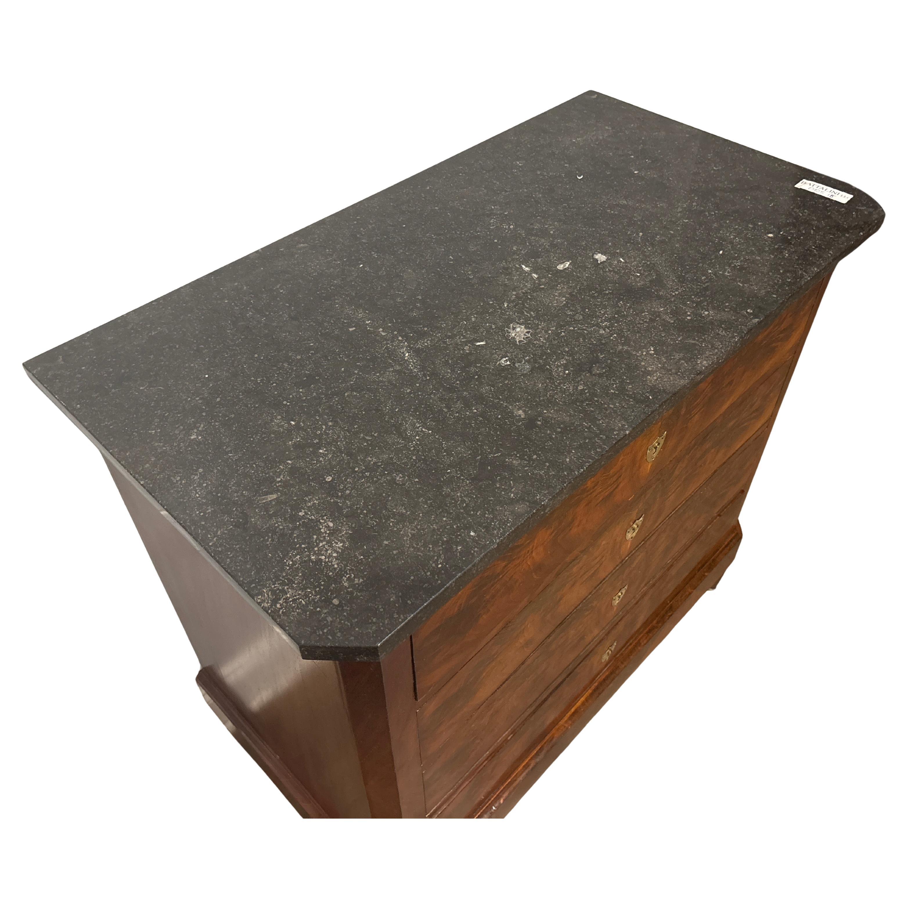 French 19th Century Louis XVI Commode in vendita 5