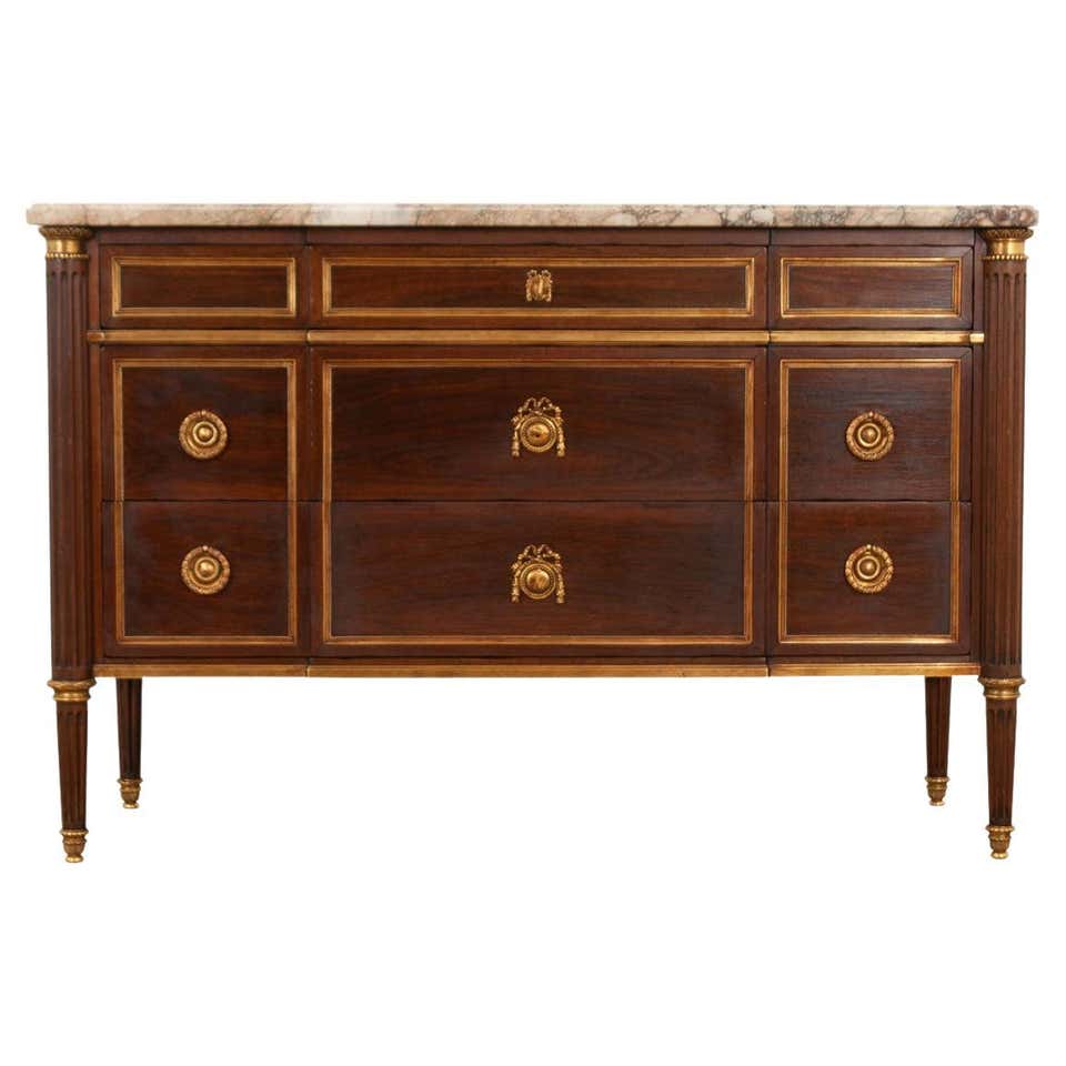 19th Century French Louis XVI Painted Commode For Sale at 1stDibs