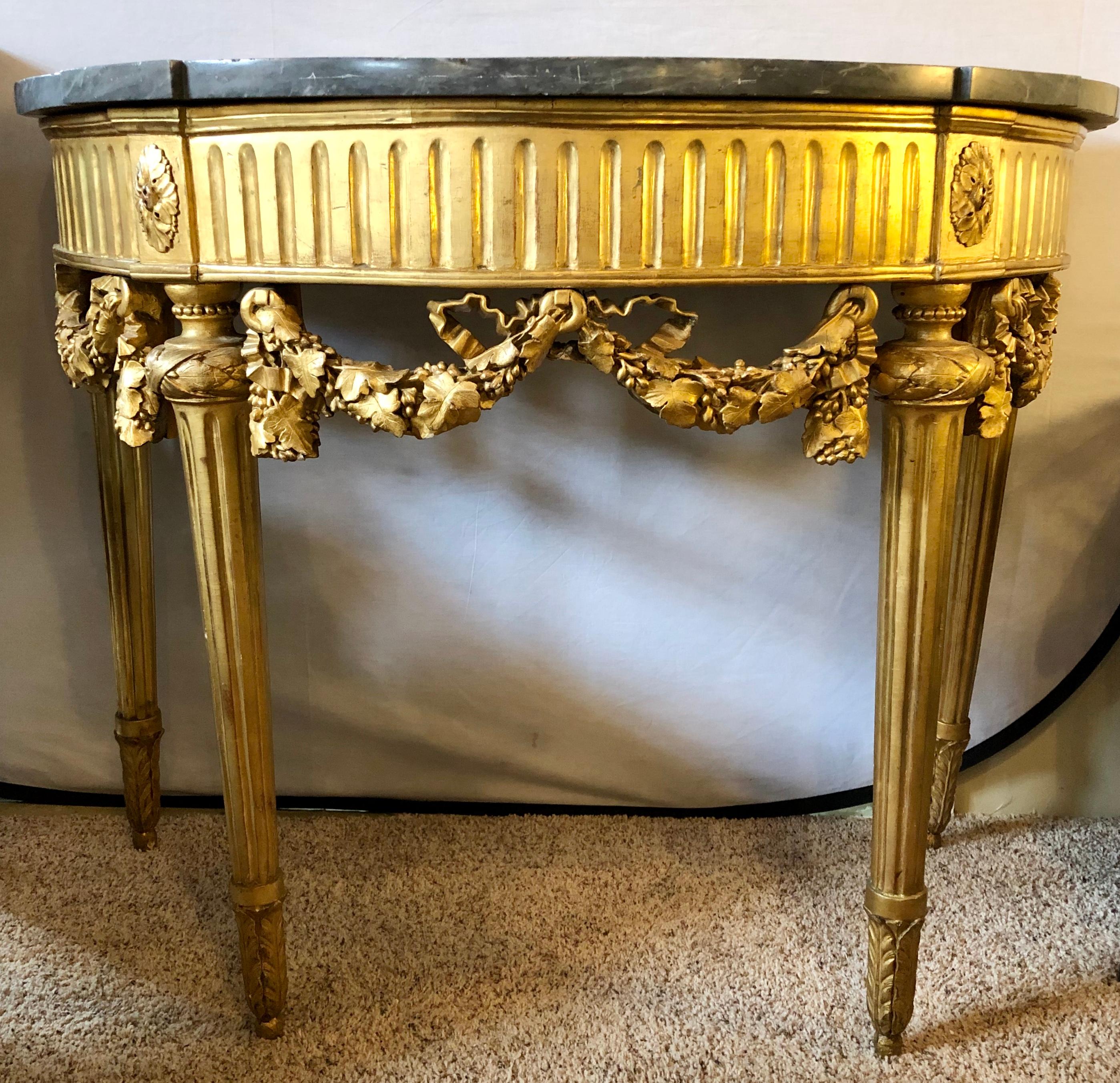 French 19th Century Louis XVI Console with Marble Top In Good Condition In Stamford, CT