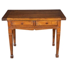 Tavolo in legno di frutto con piano ribaltabile Luigi XVI del 19° secolo