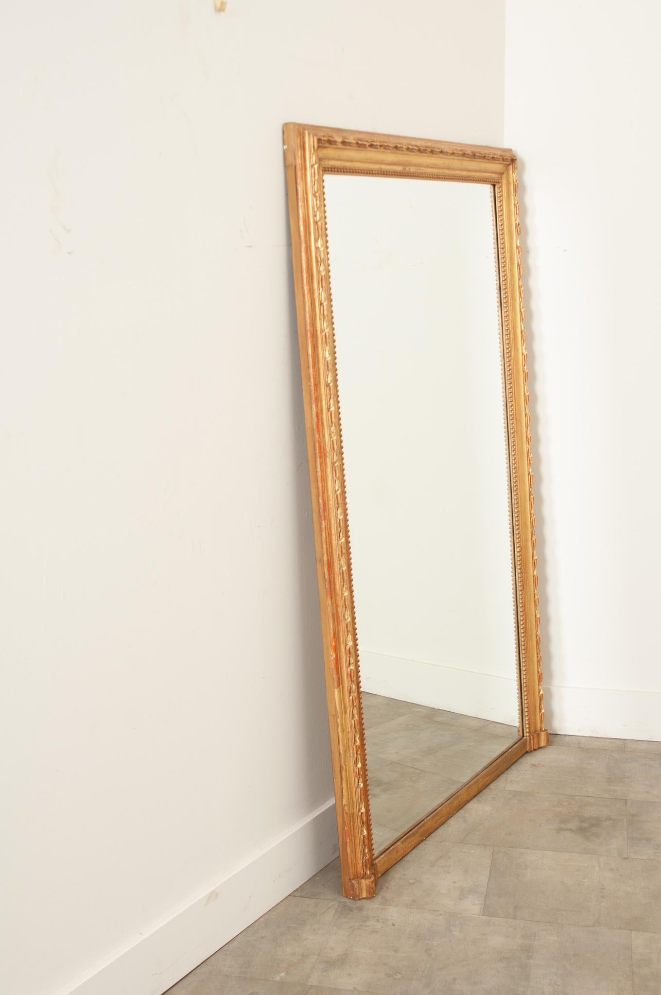 French 19th Century Louis XVI Gilt Mantel Mirror For Sale 4