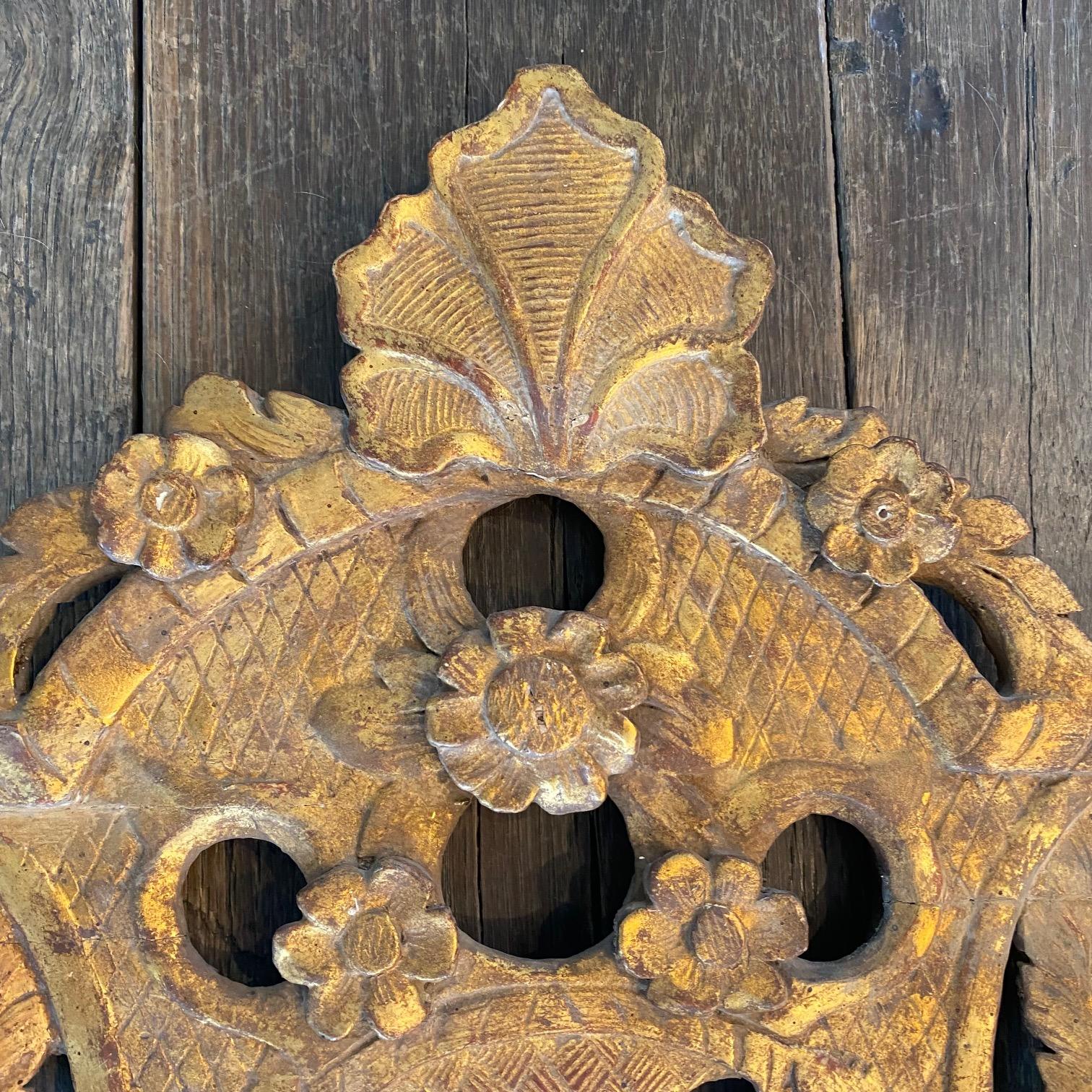 Miroir de mariage en bois doré Louis XVI du 19ème siècle en vente 8
