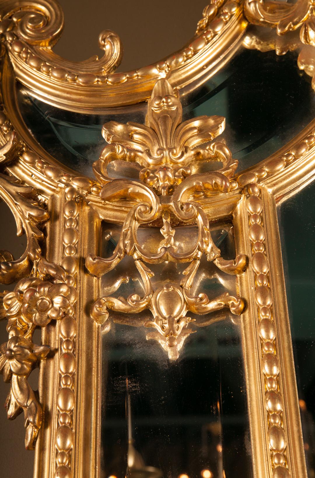 French 19th Century Louis XVI Gold Leaf Mirror with Bevelled Glass In Good Condition For Sale In New Orleans, LA